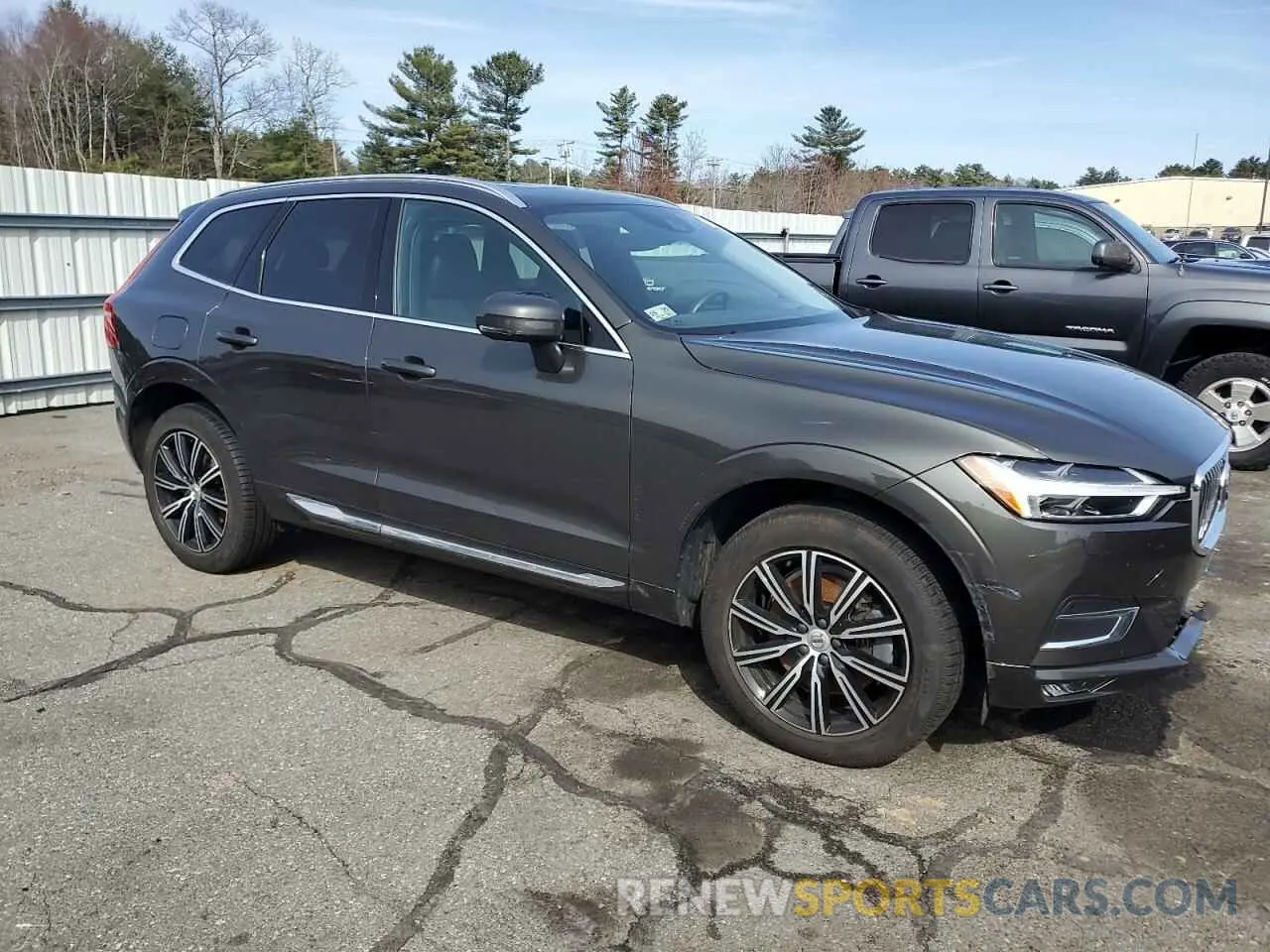 4 fotografías del automóvil dañado YV4A22RL5L1479311 VOLVO XC60 2020
