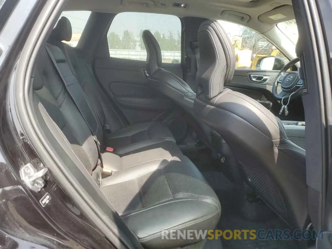 12 fotografías del automóvil dañado YV4A22RL6L1571608 VOLVO XC60 2020