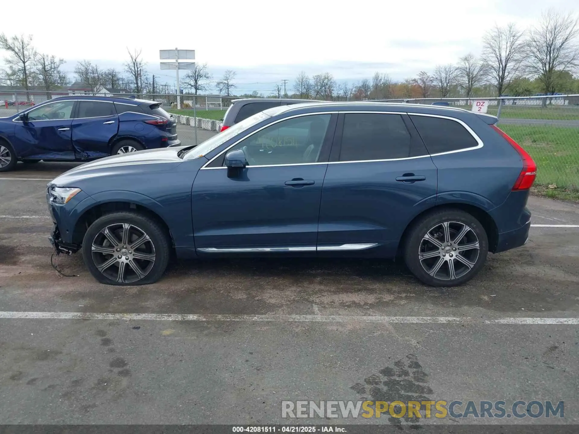14 fotografías del automóvil dañado YV4A22RLXL1587598 VOLVO XC60 2020