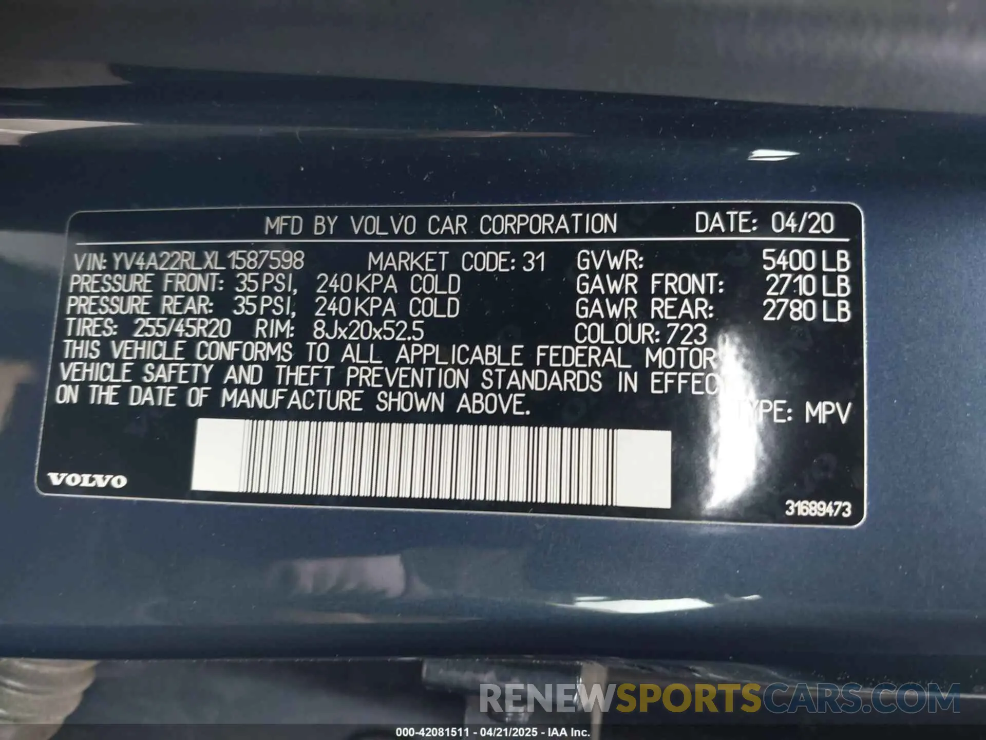 9 fotografías del automóvil dañado YV4A22RLXL1587598 VOLVO XC60 2020