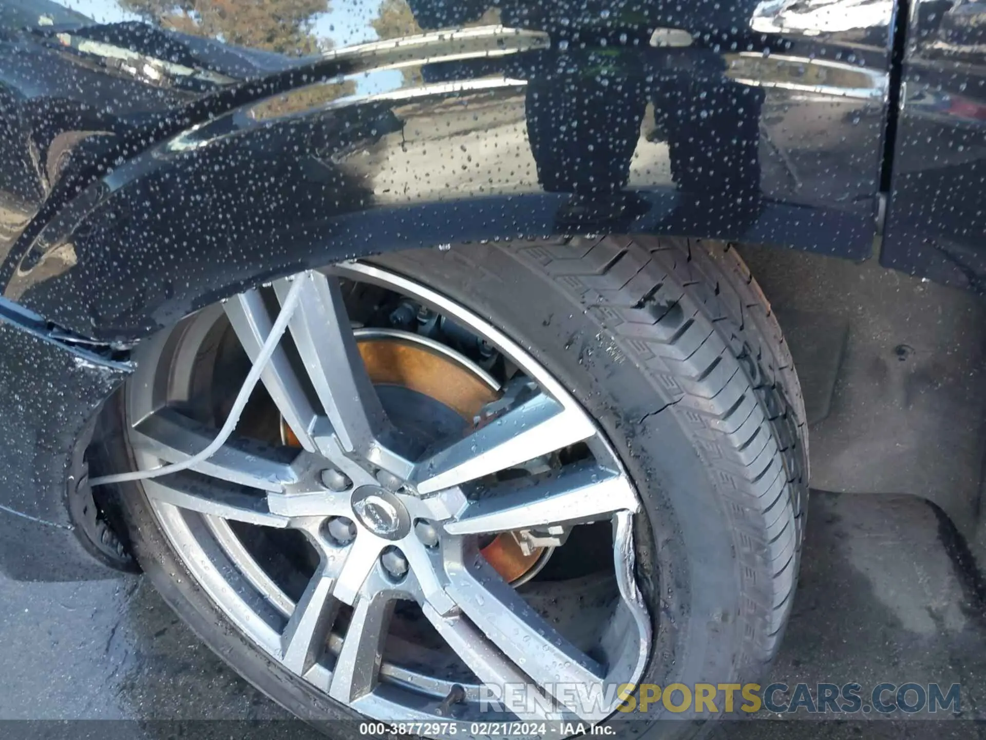 18 fotografías del automóvil dañado YV4102DK1M1797920 VOLVO XC60 2021