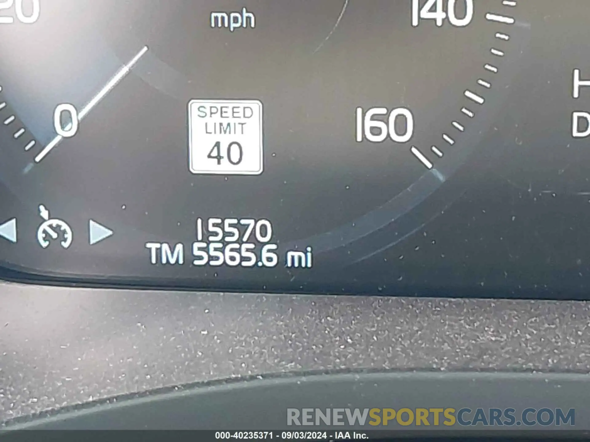 15 fotografías del automóvil dañado YV4102DK5M1880590 VOLVO XC60 2021