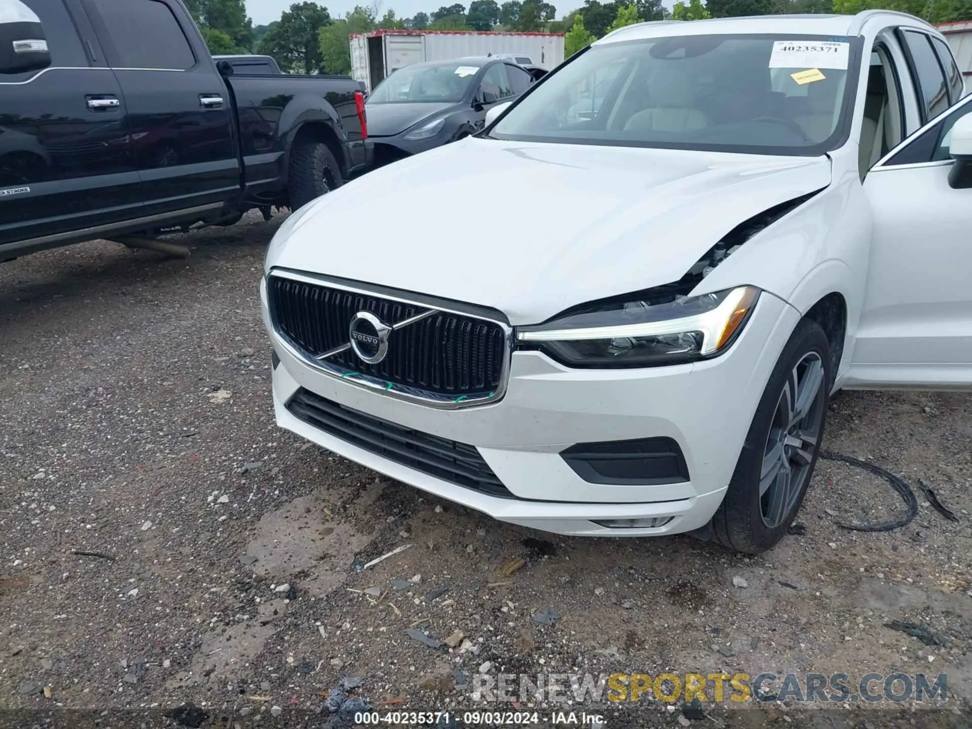 6 fotografías del automóvil dañado YV4102DK5M1880590 VOLVO XC60 2021
