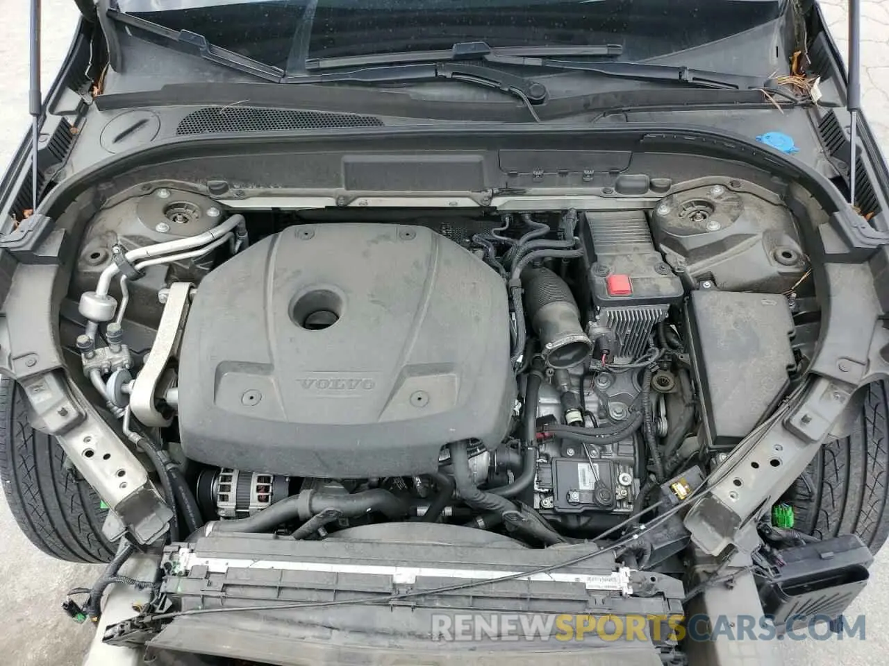 12 fotografías del automóvil dañado YV4102DK9M1887283 VOLVO XC60 2021