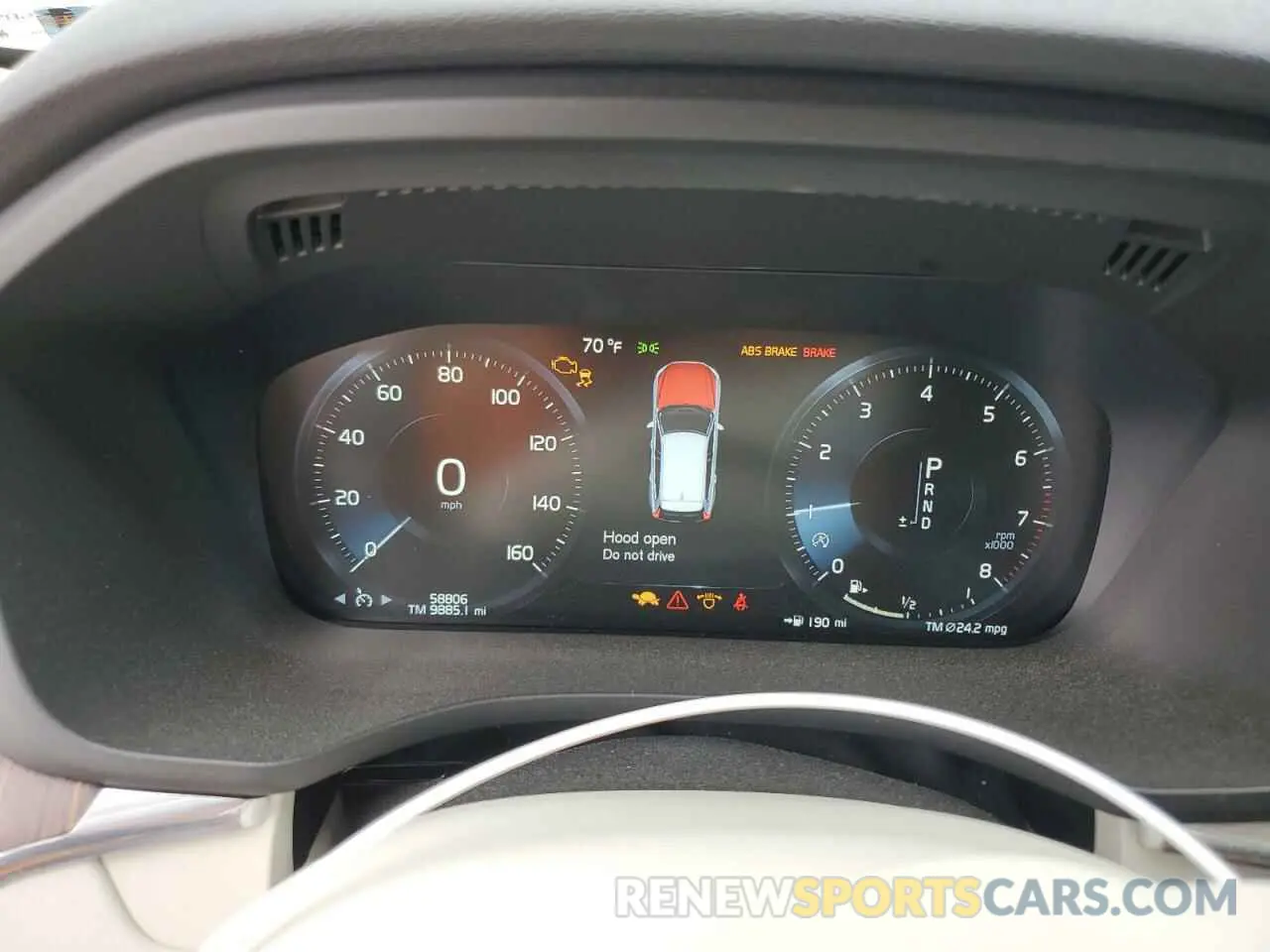 9 fotografías del automóvil dañado YV4102DK9M1887283 VOLVO XC60 2021