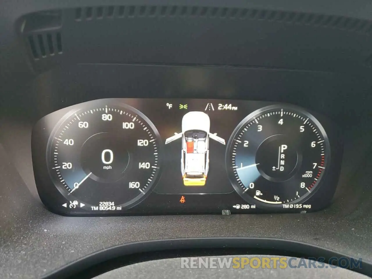 9 fotografías del automóvil dañado YV4102DL0M1676823 VOLVO XC60 2021