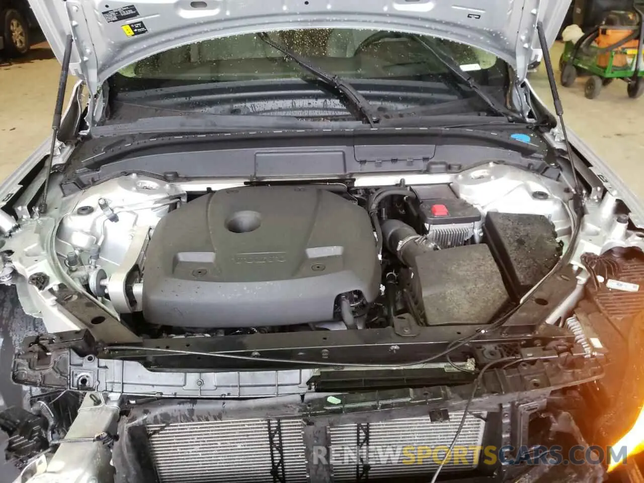 12 fotografías del automóvil dañado YV4102DL1M1883026 VOLVO XC60 2021