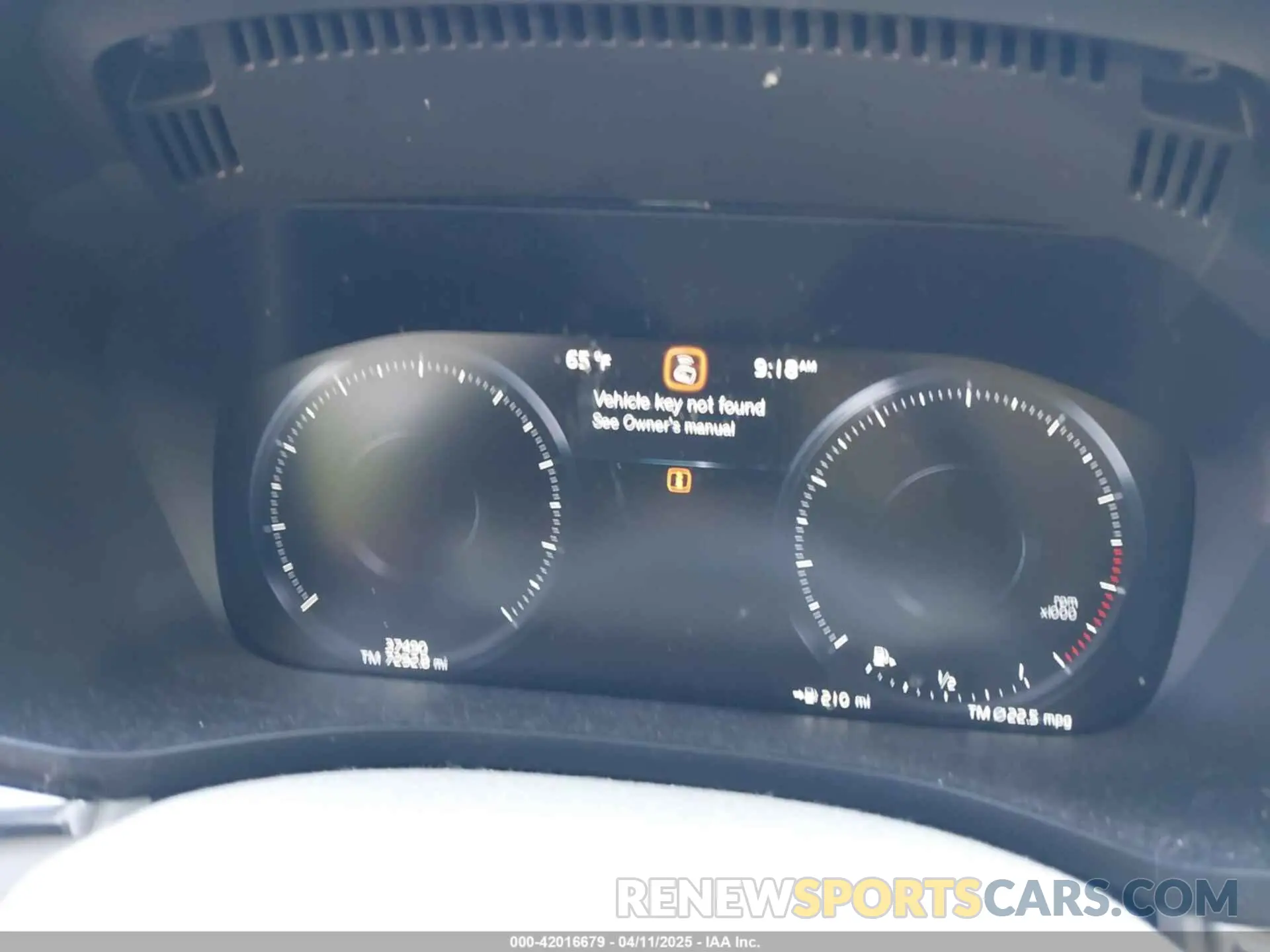 7 fotografías del automóvil dañado YV4102DL7M1814289 VOLVO XC60 2021