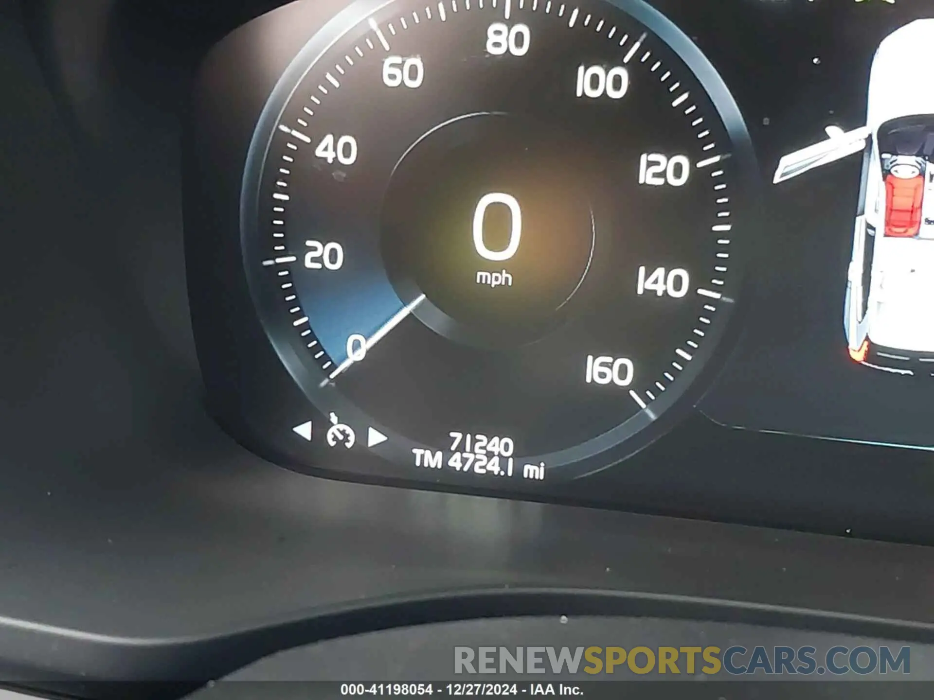 15 fotografías del automóvil dañado YV4102RK1M1804549 VOLVO XC60 2021