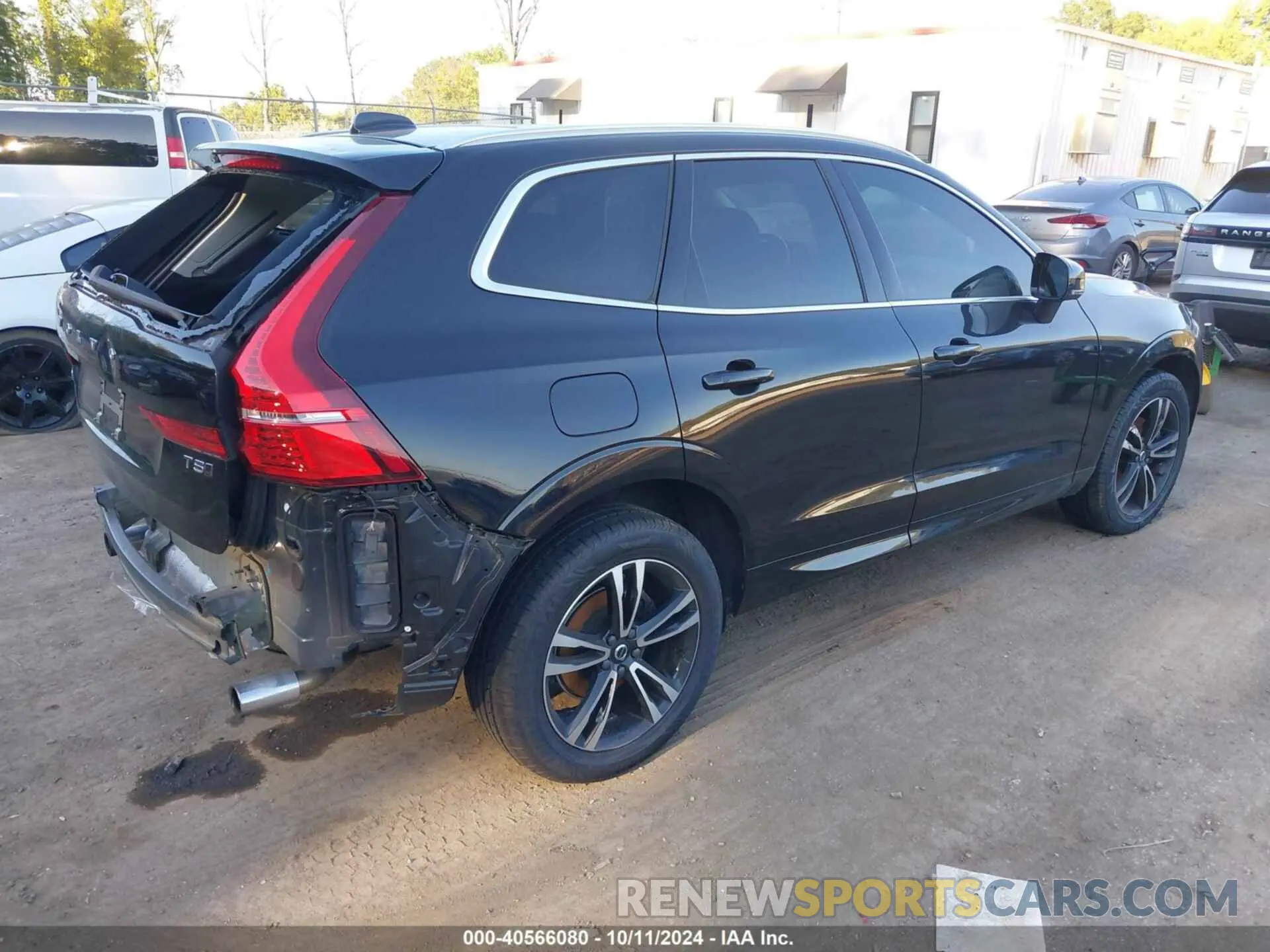 4 fotografías del automóvil dañado YV4102RK1M1810898 VOLVO XC60 2021