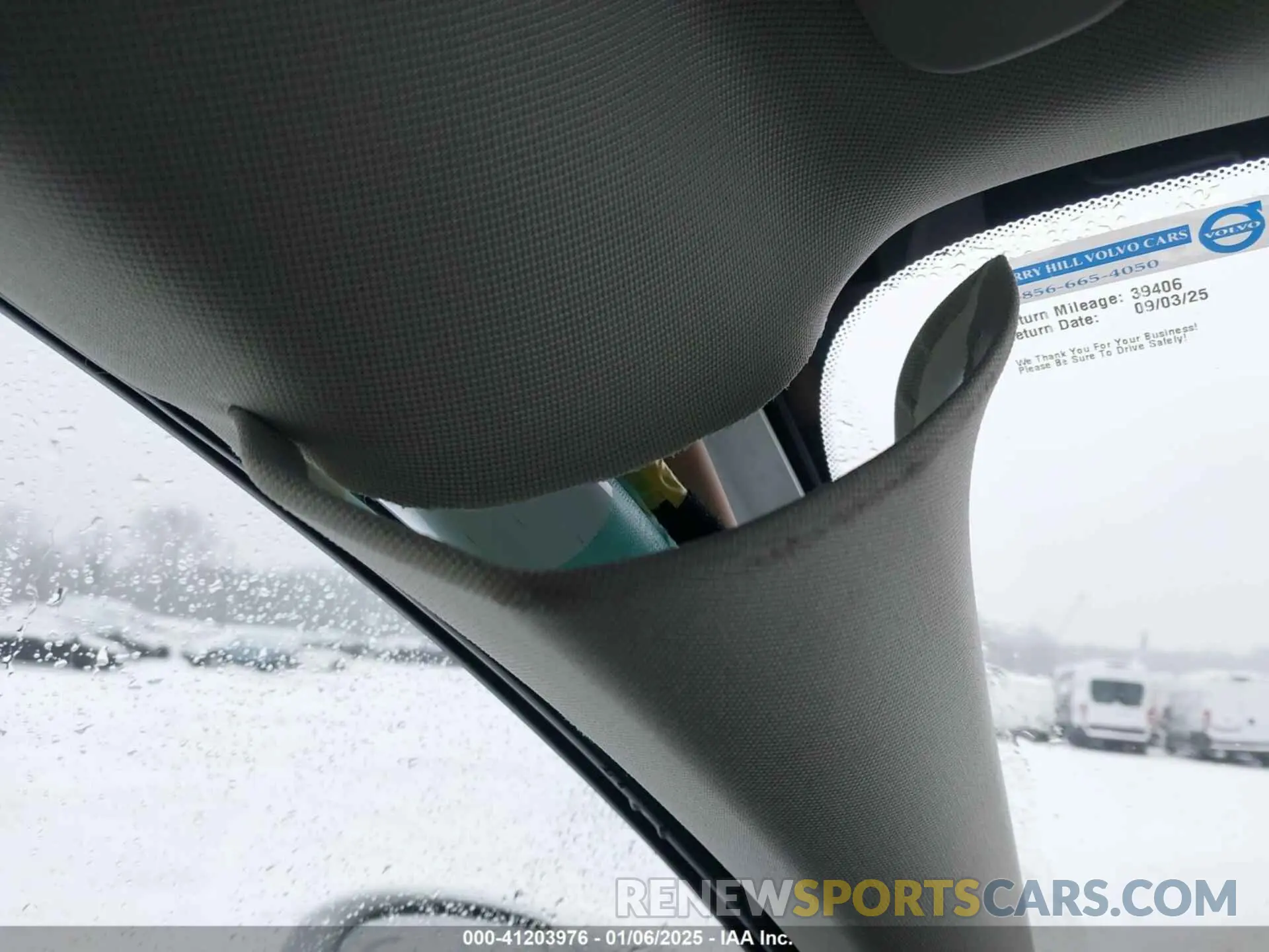 6 fotografías del automóvil dañado YV4102RK1M1882118 VOLVO XC60 2021