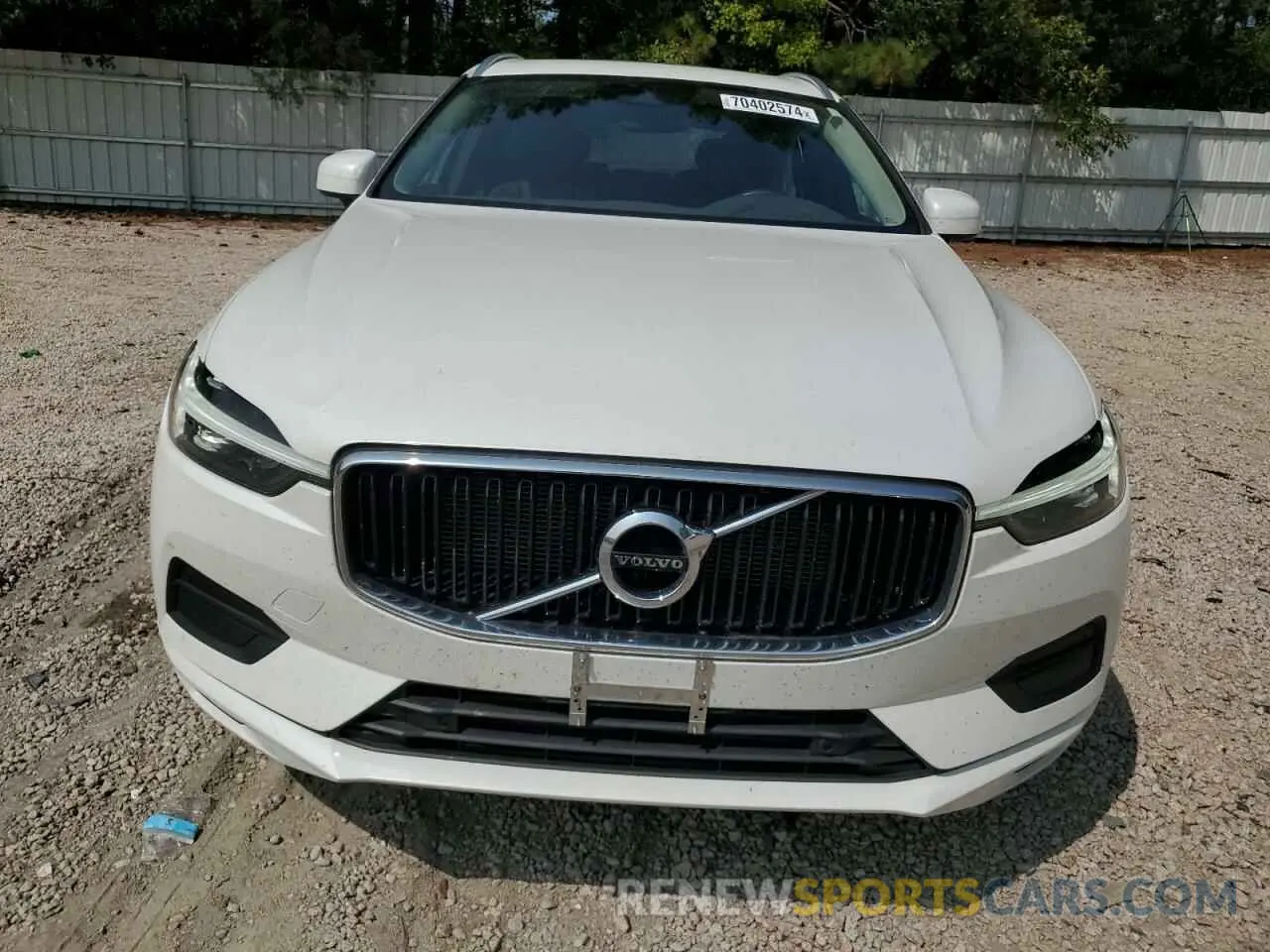 5 fotografías del automóvil dañado YV4102RK3M1809932 VOLVO XC60 2021