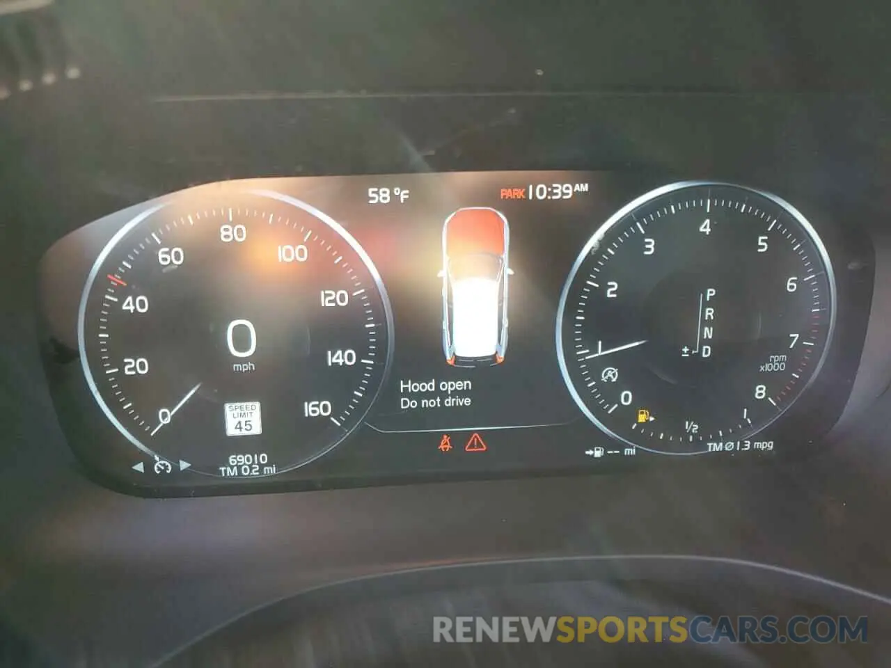 9 fotografías del automóvil dañado YV4102RK5M1860882 VOLVO XC60 2021