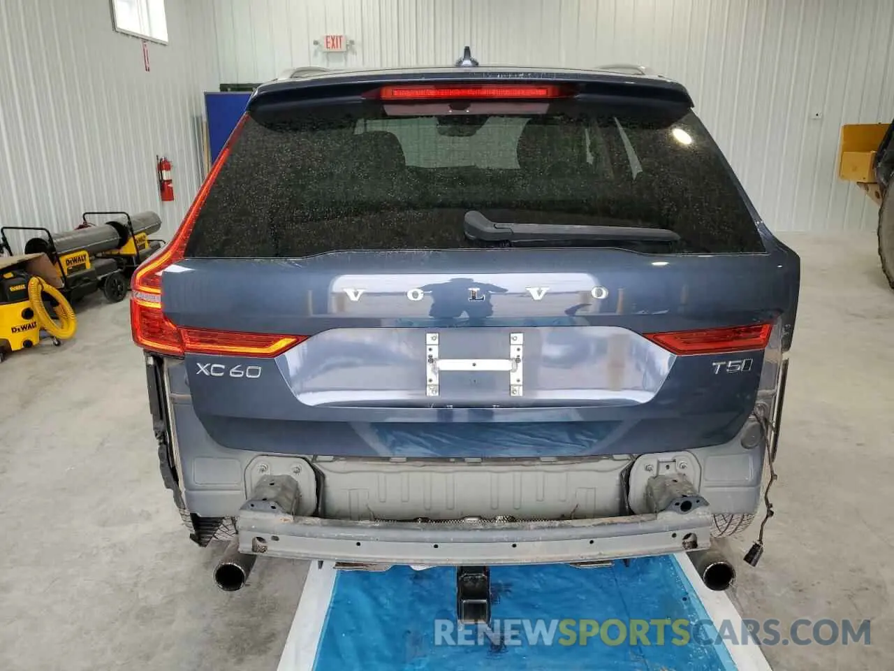 6 fotografías del automóvil dañado YV4102RK9M1684919 VOLVO XC60 2021