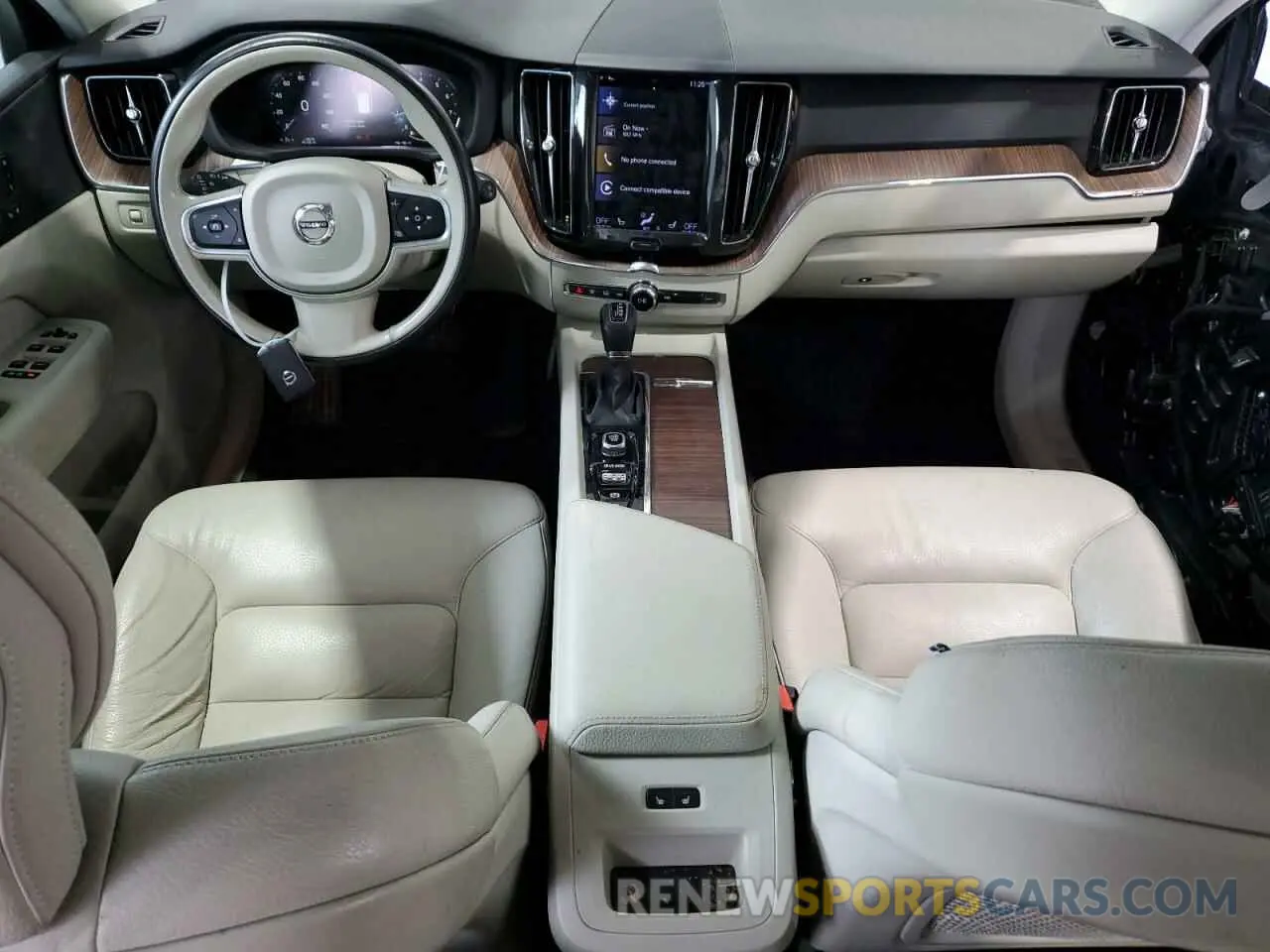 8 fotografías del automóvil dañado YV4102RK9M1684919 VOLVO XC60 2021