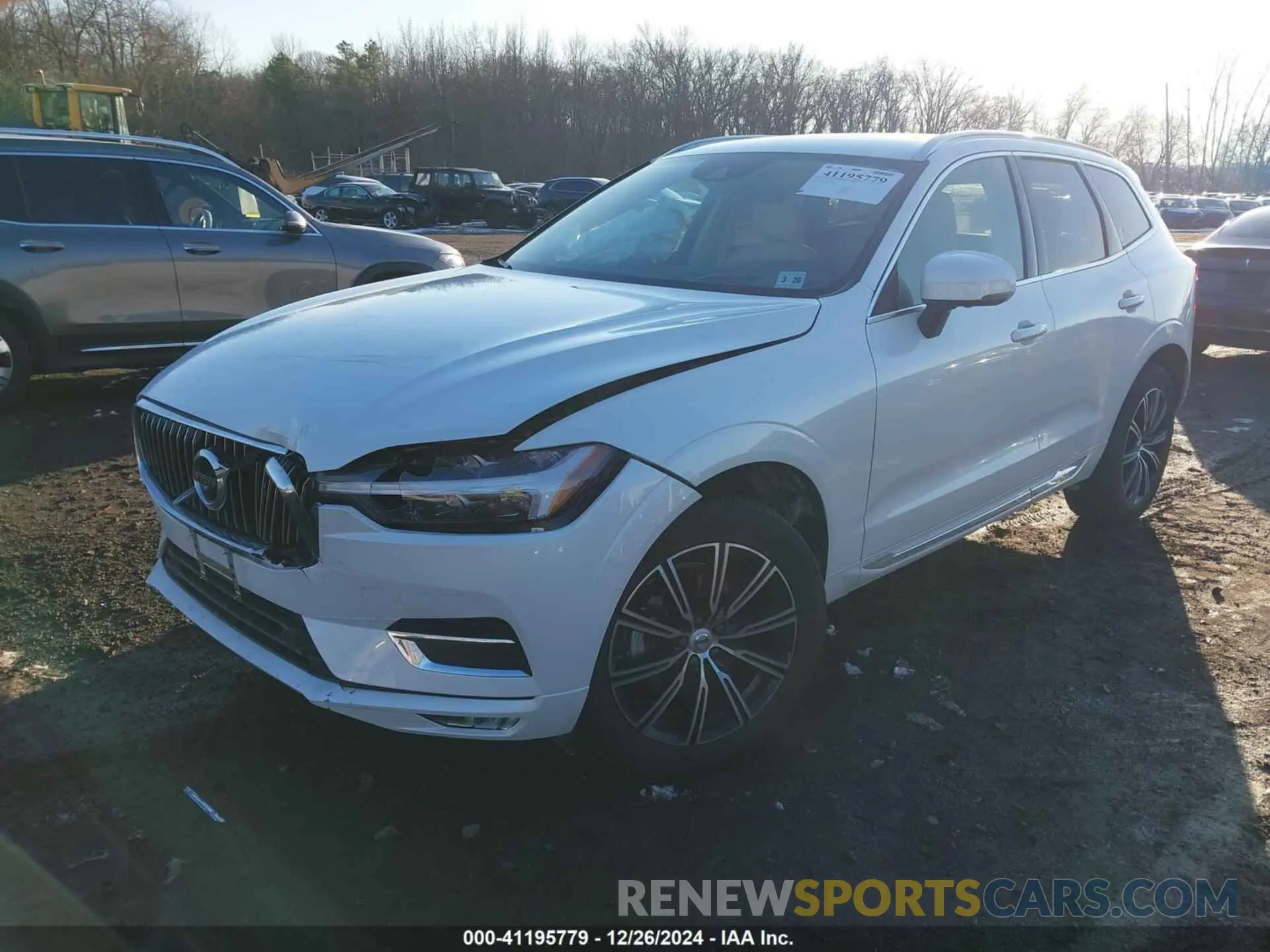 17 fotografías del automóvil dañado YV4102RL1M1821540 VOLVO XC60 2021