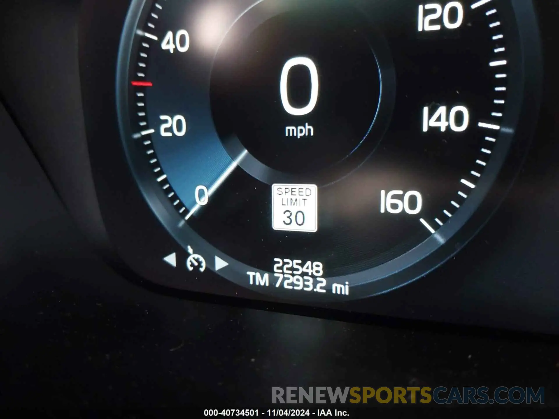 15 fotografías del automóvil dañado YV4102RL3M1845841 VOLVO XC60 2021