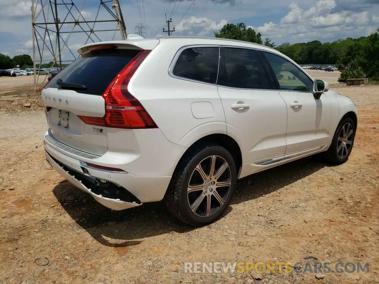 3 fotografías del automóvil dañado YV4102RL3M1856578 VOLVO XC60 2021