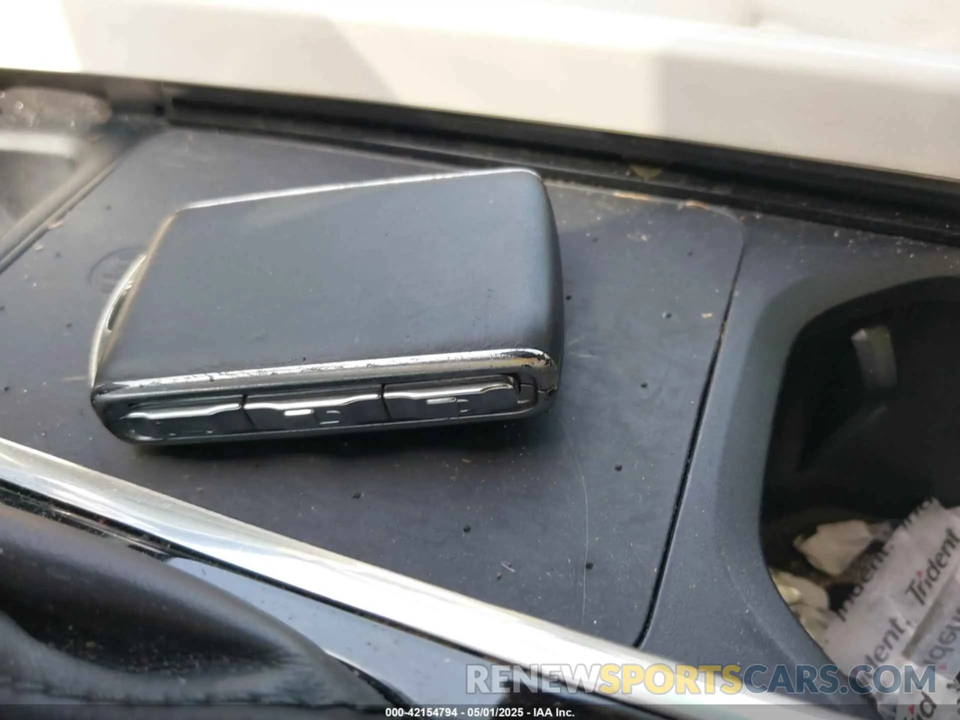 11 fotografías del automóvil dañado YV4102RL4M1734862 VOLVO XC60 2021