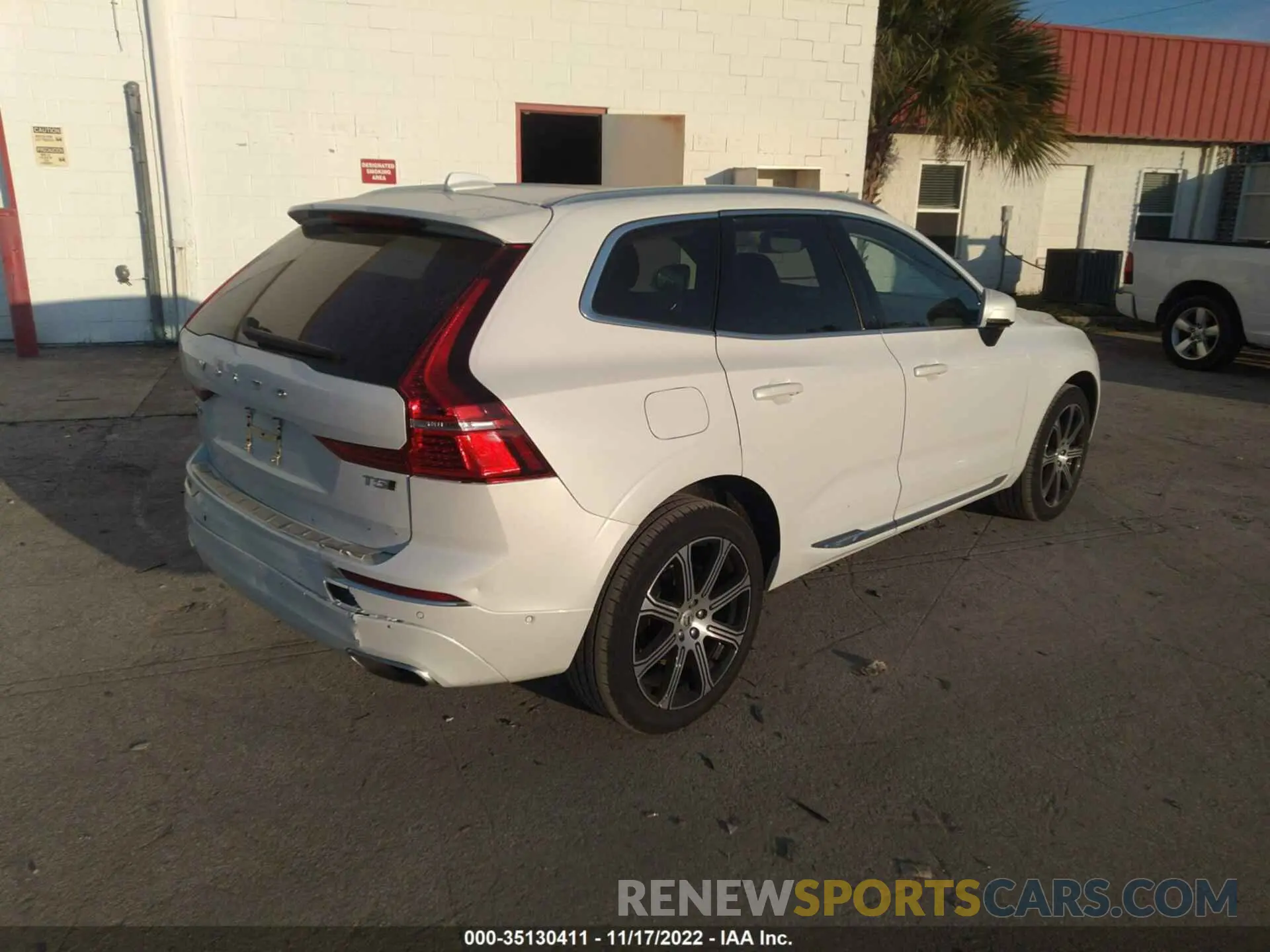 4 fotografías del automóvil dañado YV4102RL5M1877285 VOLVO XC60 2021