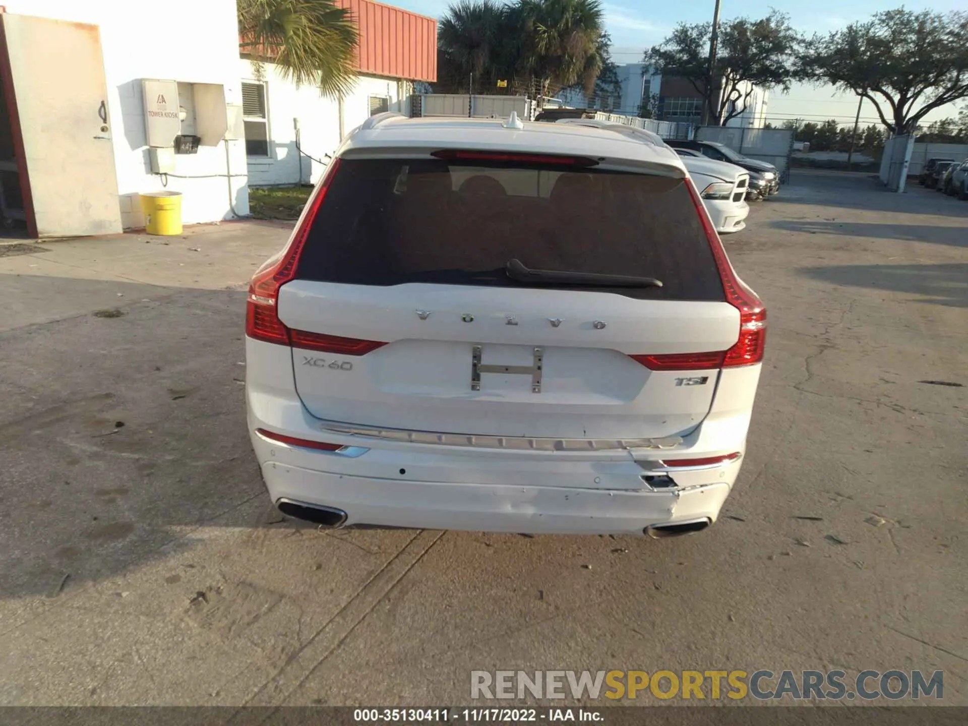 6 fotografías del automóvil dañado YV4102RL5M1877285 VOLVO XC60 2021