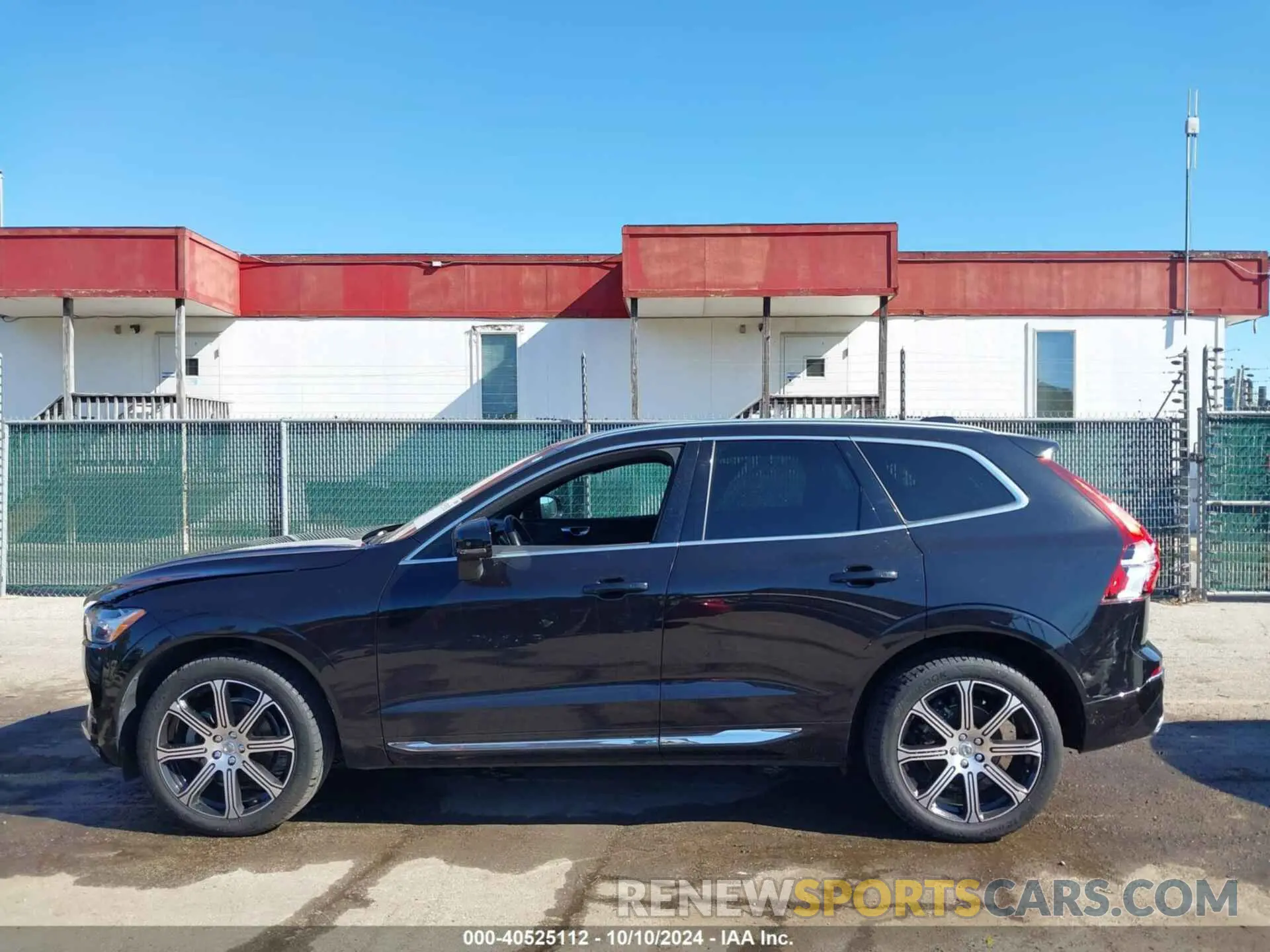 15 fotografías del automóvil dañado YV4102RL6M1749301 VOLVO XC60 2021