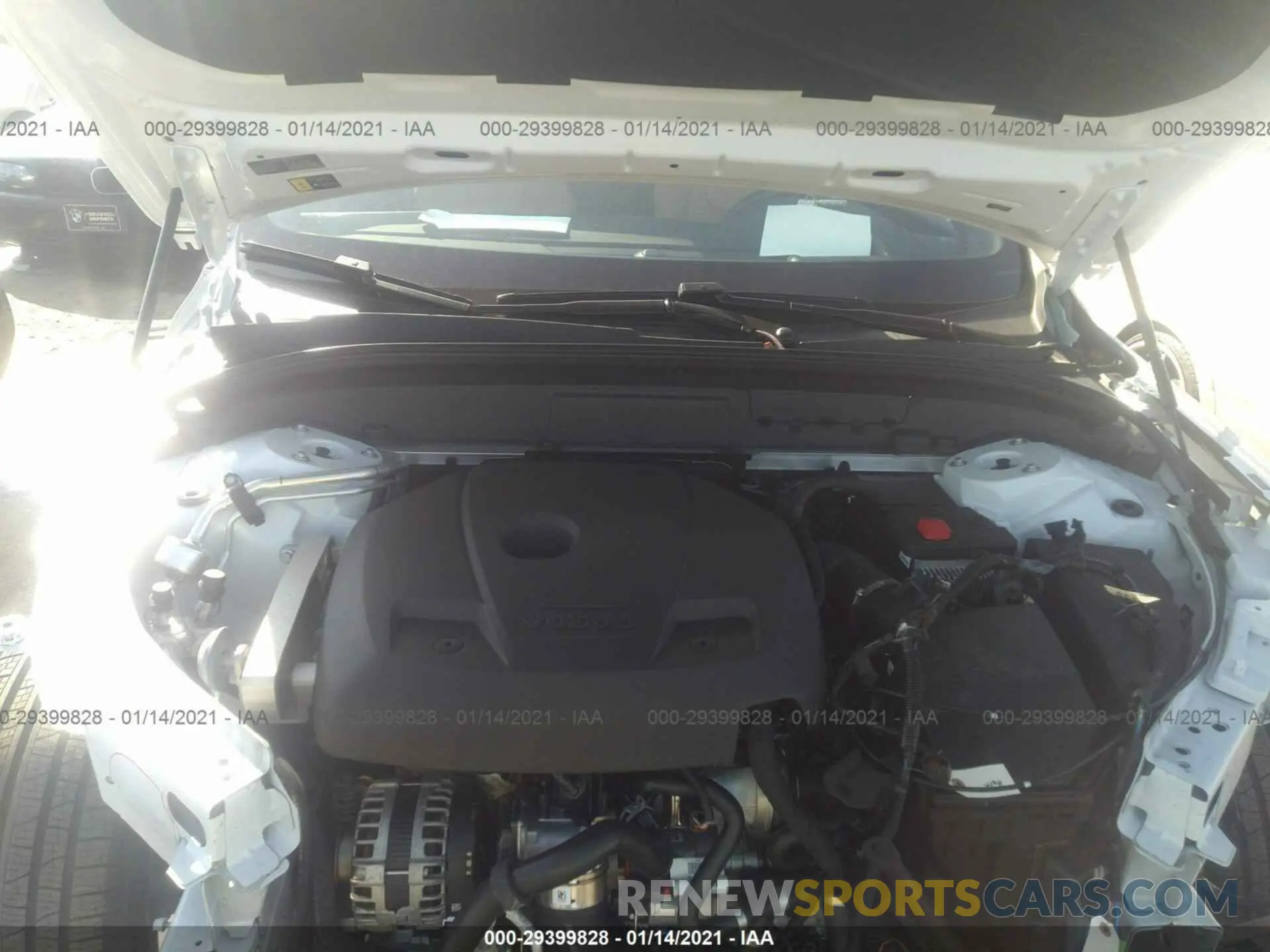 10 fotografías del automóvil dañado YV4102RL8M1695211 VOLVO XC60 2021