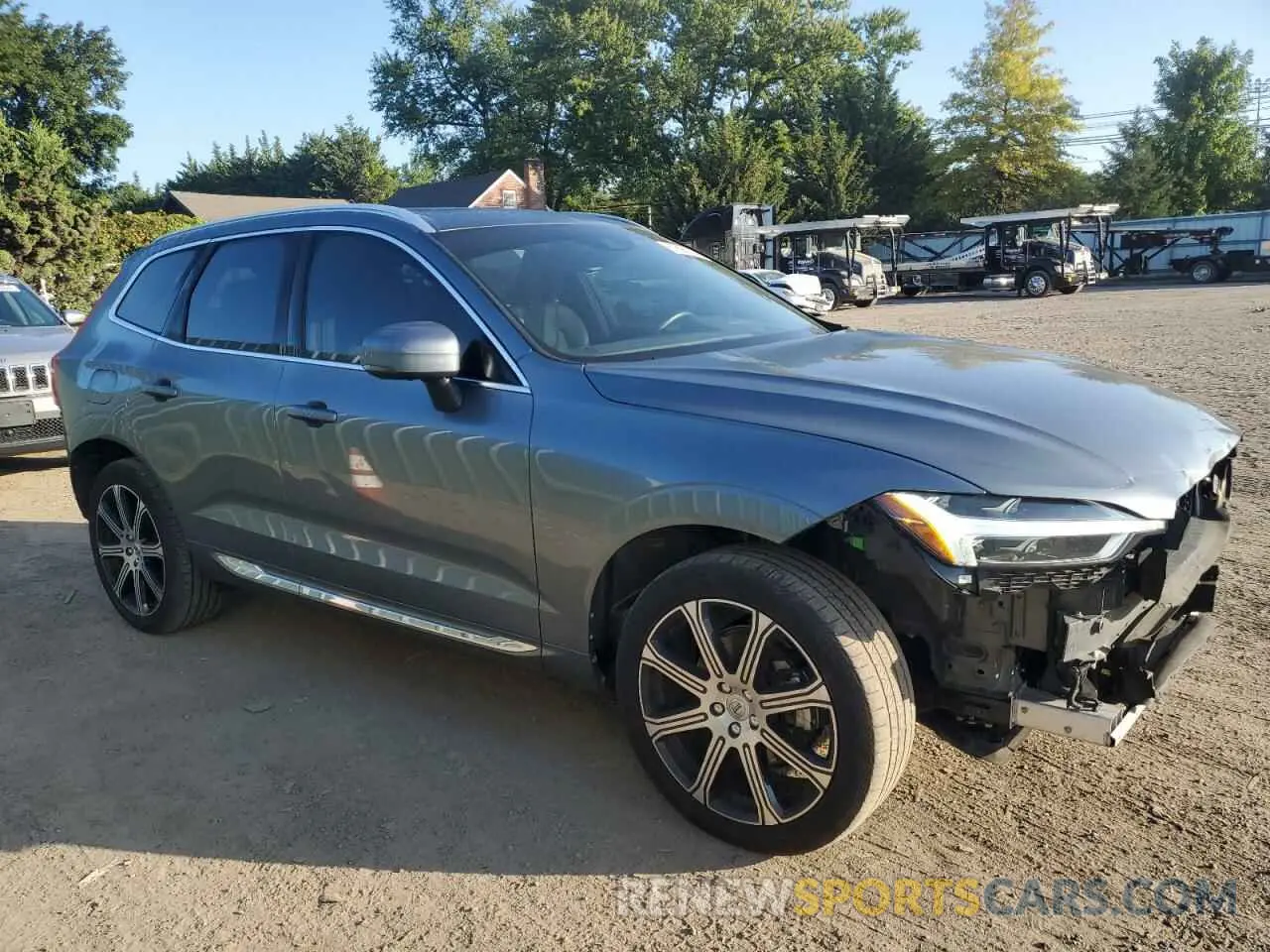 4 fotografías del automóvil dañado YV4102RL8M1733049 VOLVO XC60 2021