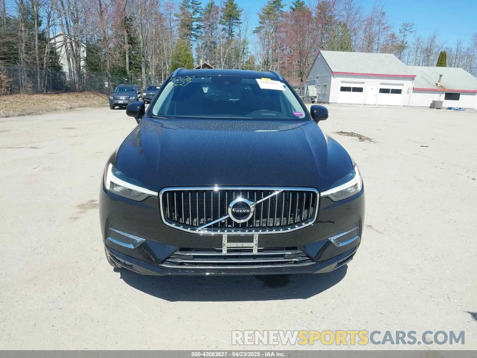 12 fotografías del automóvil dañado YV4102RL9M1829188 VOLVO XC60 2021