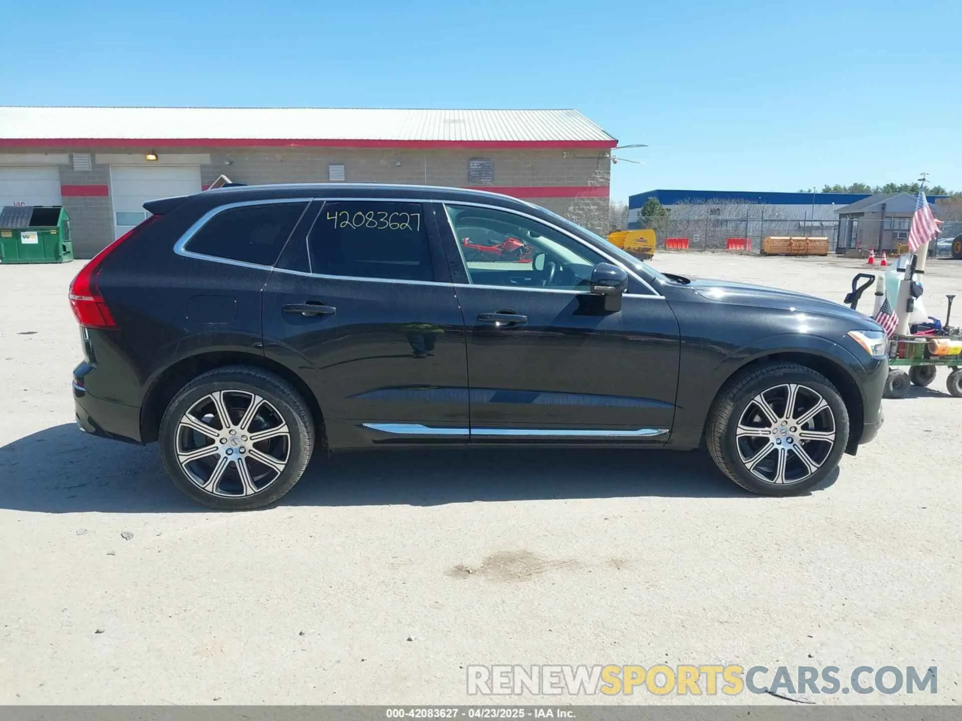 13 fotografías del automóvil dañado YV4102RL9M1829188 VOLVO XC60 2021