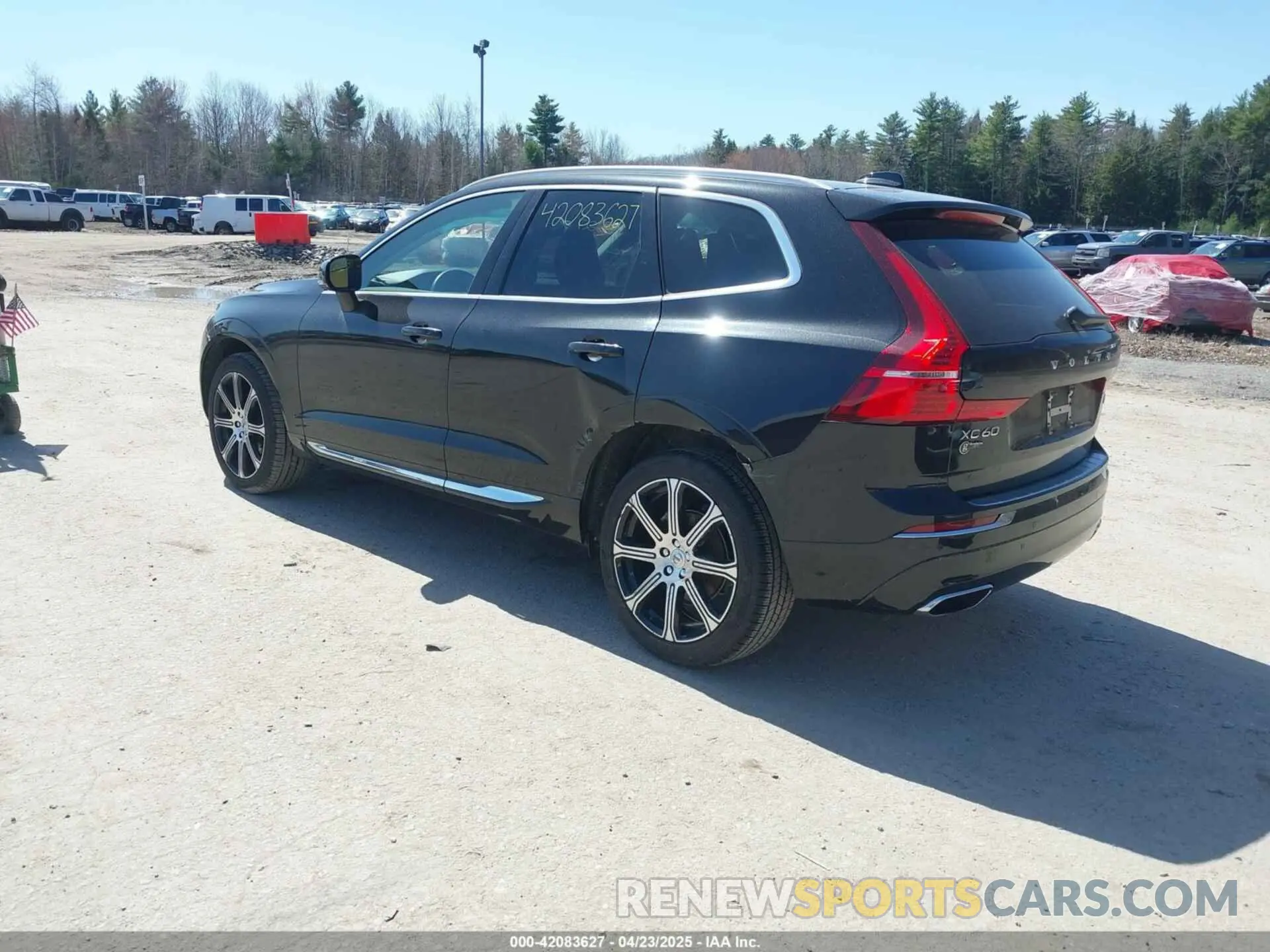 3 fotografías del automóvil dañado YV4102RL9M1829188 VOLVO XC60 2021