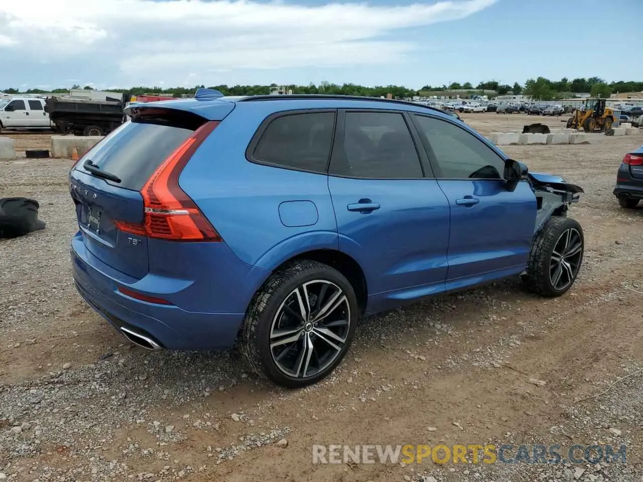 3 fotografías del automóvil dañado YV4102RM7M1881525 VOLVO XC60 2021