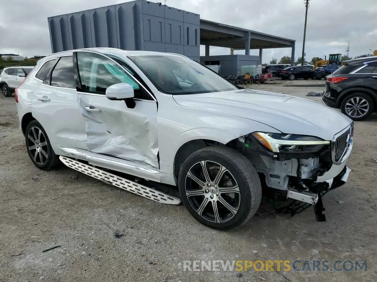 4 fotografías del automóvil dañado YV4A22RL7M1887276 VOLVO XC60 2021