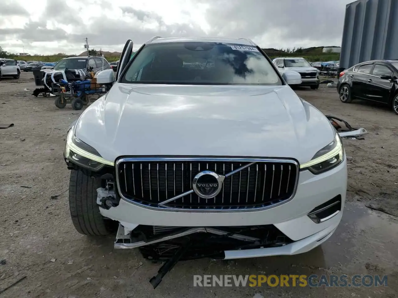 5 fotografías del automóvil dañado YV4A22RL7M1887276 VOLVO XC60 2021