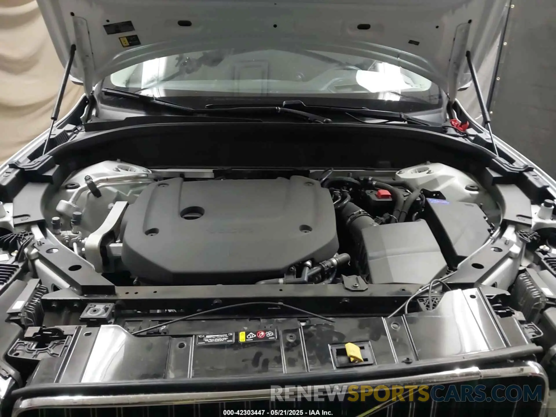 10 fotografías del automóvil dañado YV4062RL1N1947120 VOLVO XC60 2022