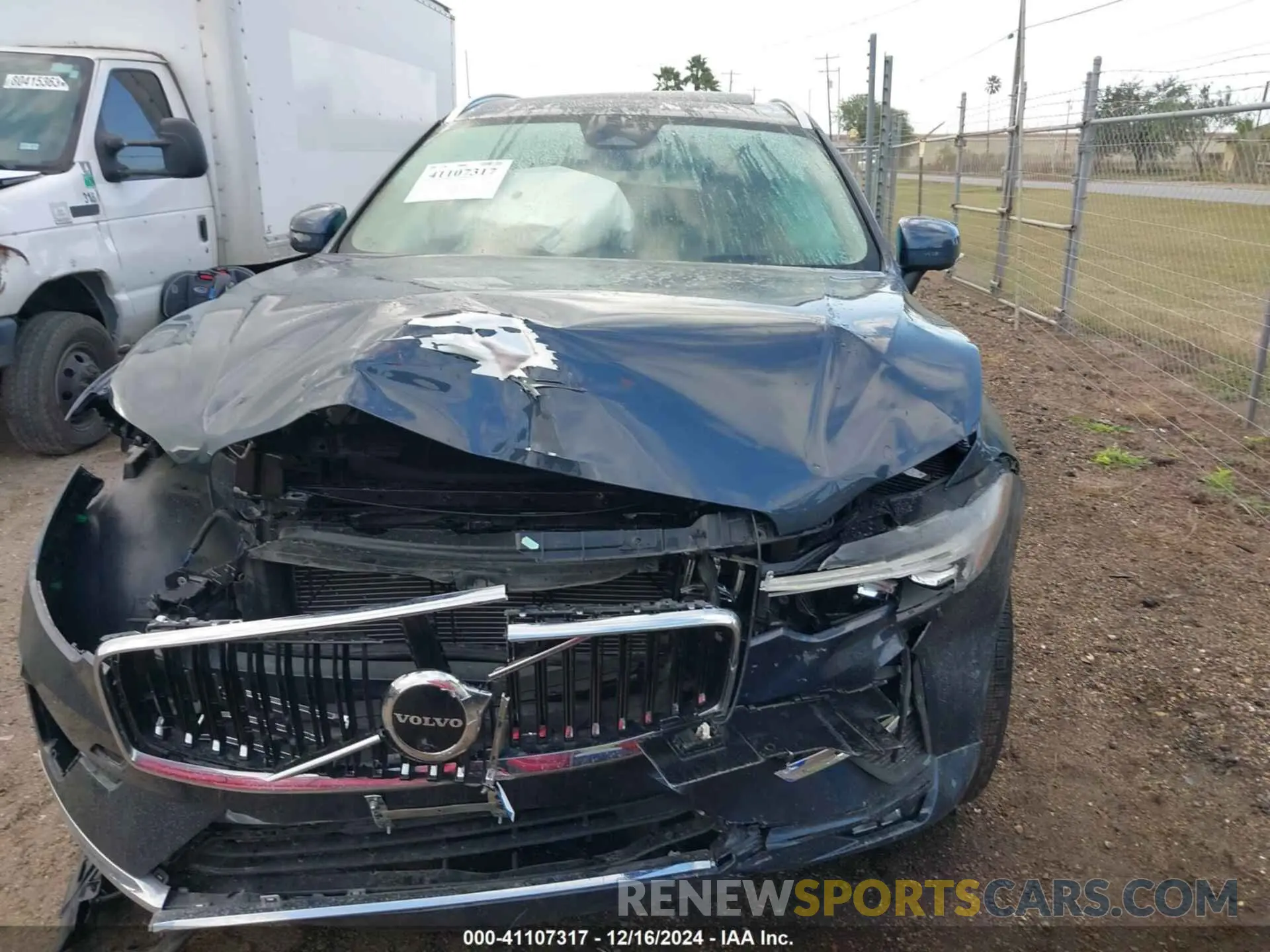 11 fotografías del automóvil dañado YV4L12DL5N1045752 VOLVO XC60 2022