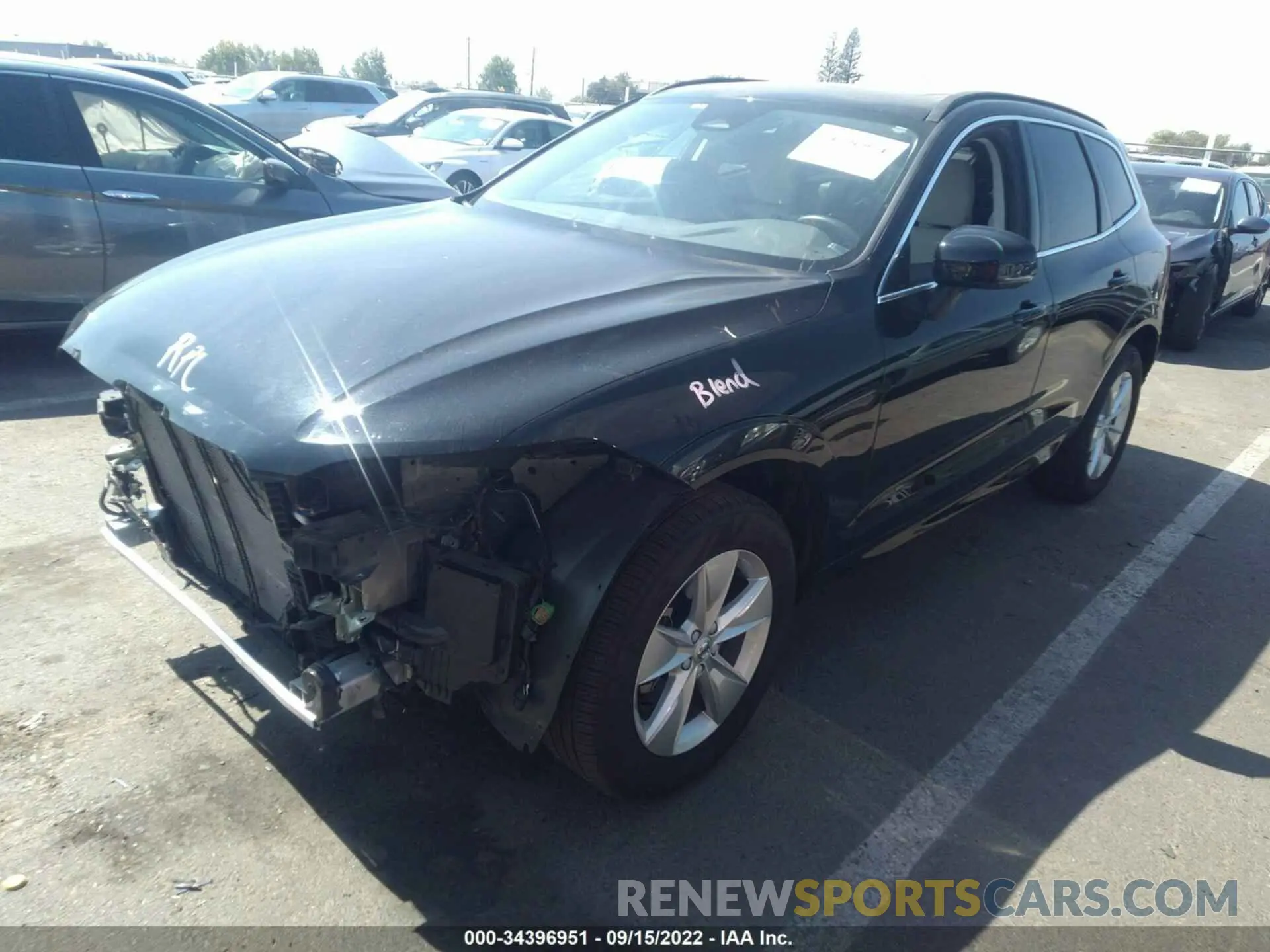 2 fotografías del automóvil dañado YV4L12RK2N1962910 VOLVO XC60 2022