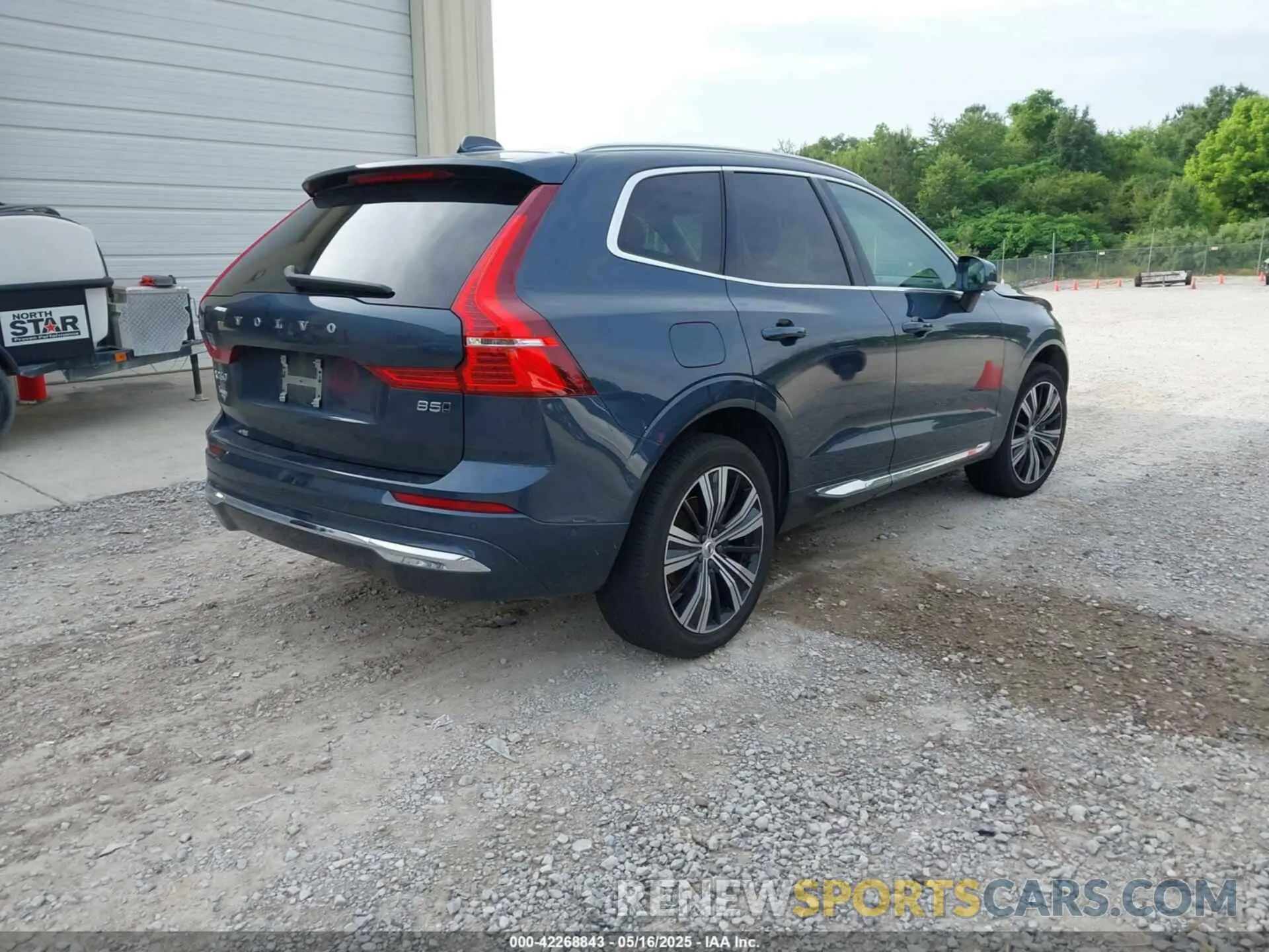 4 fotografías del automóvil dañado YV4L12RL0N1087044 VOLVO XC60 2022