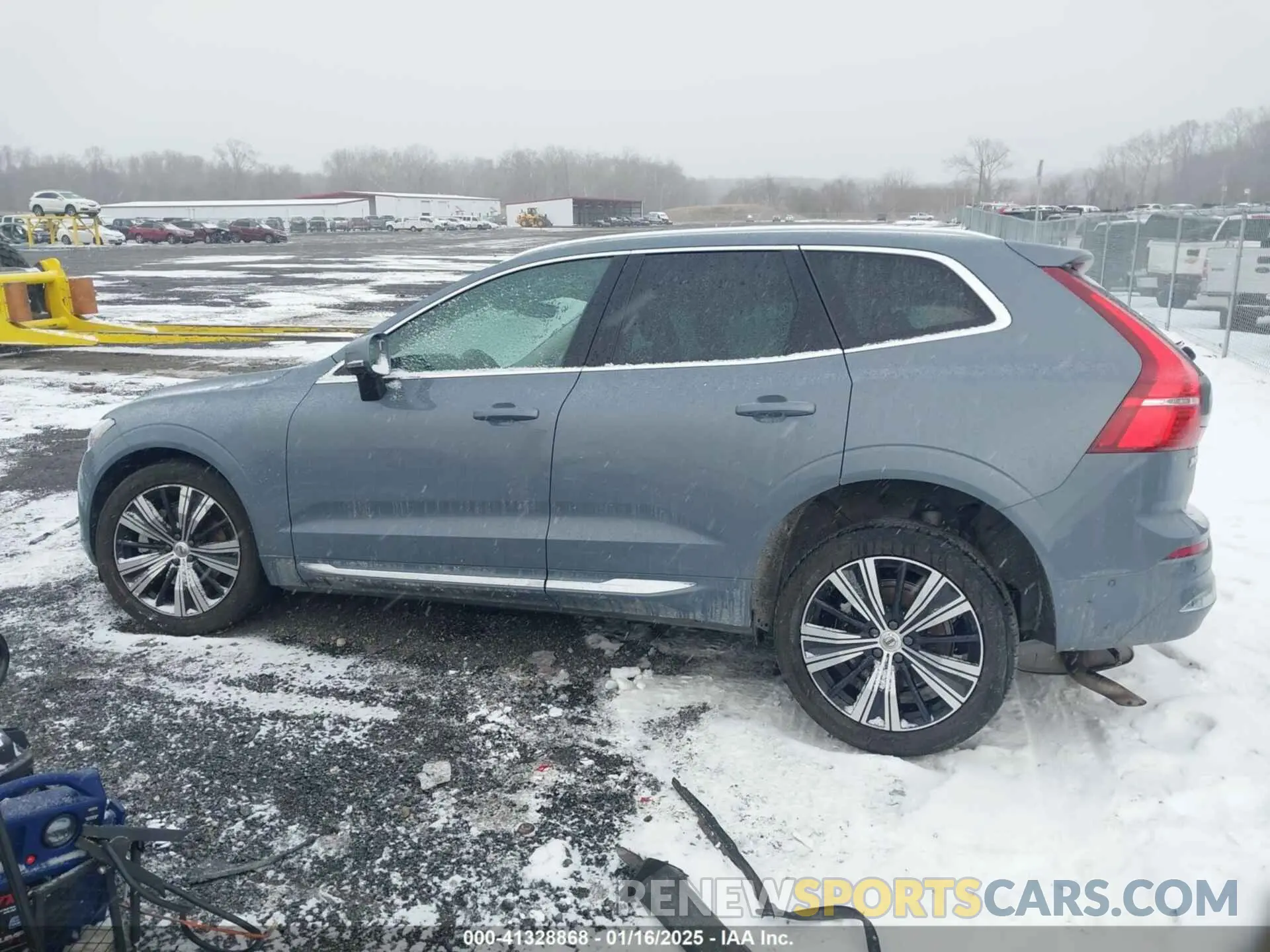 15 fotografías del automóvil dañado YV4L12RL4N1914561 VOLVO XC60 2022