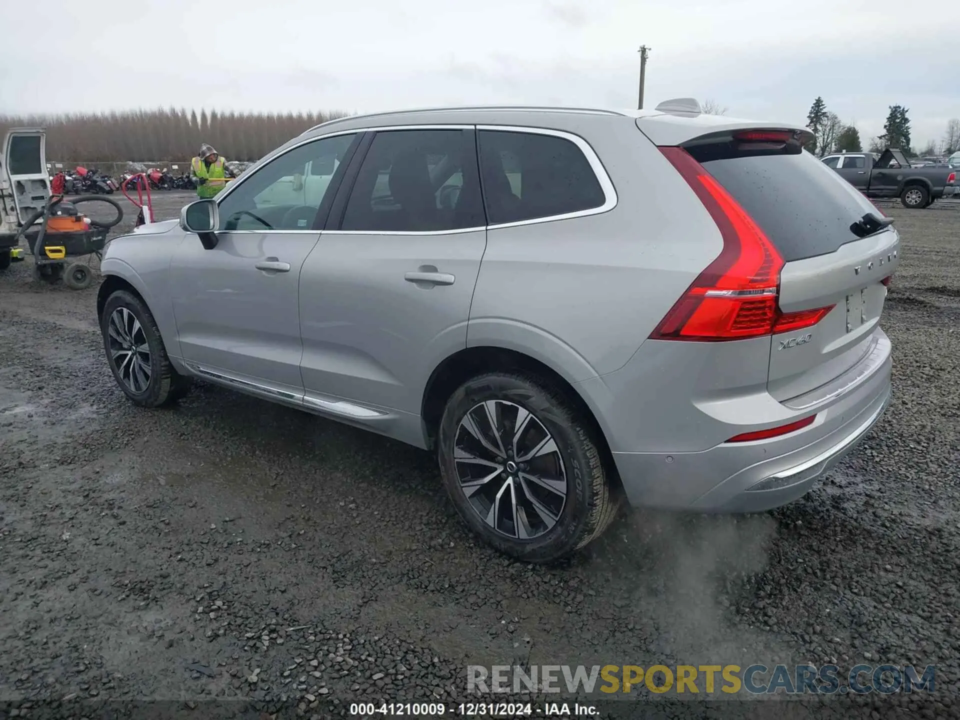 3 fotografías del automóvil dañado YV4L12RN3P1375421 VOLVO XC60 2023