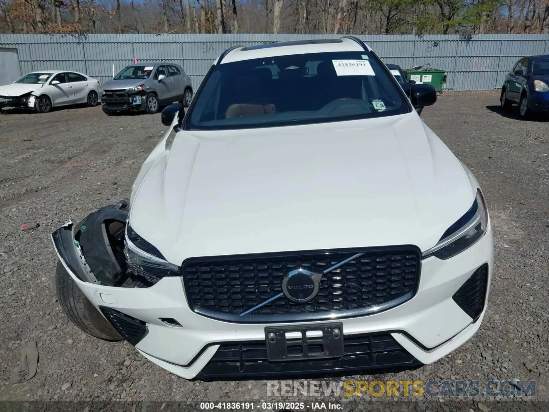 12 fotografías del automóvil dañado YV4L12RW3P1332481 VOLVO XC60 2023