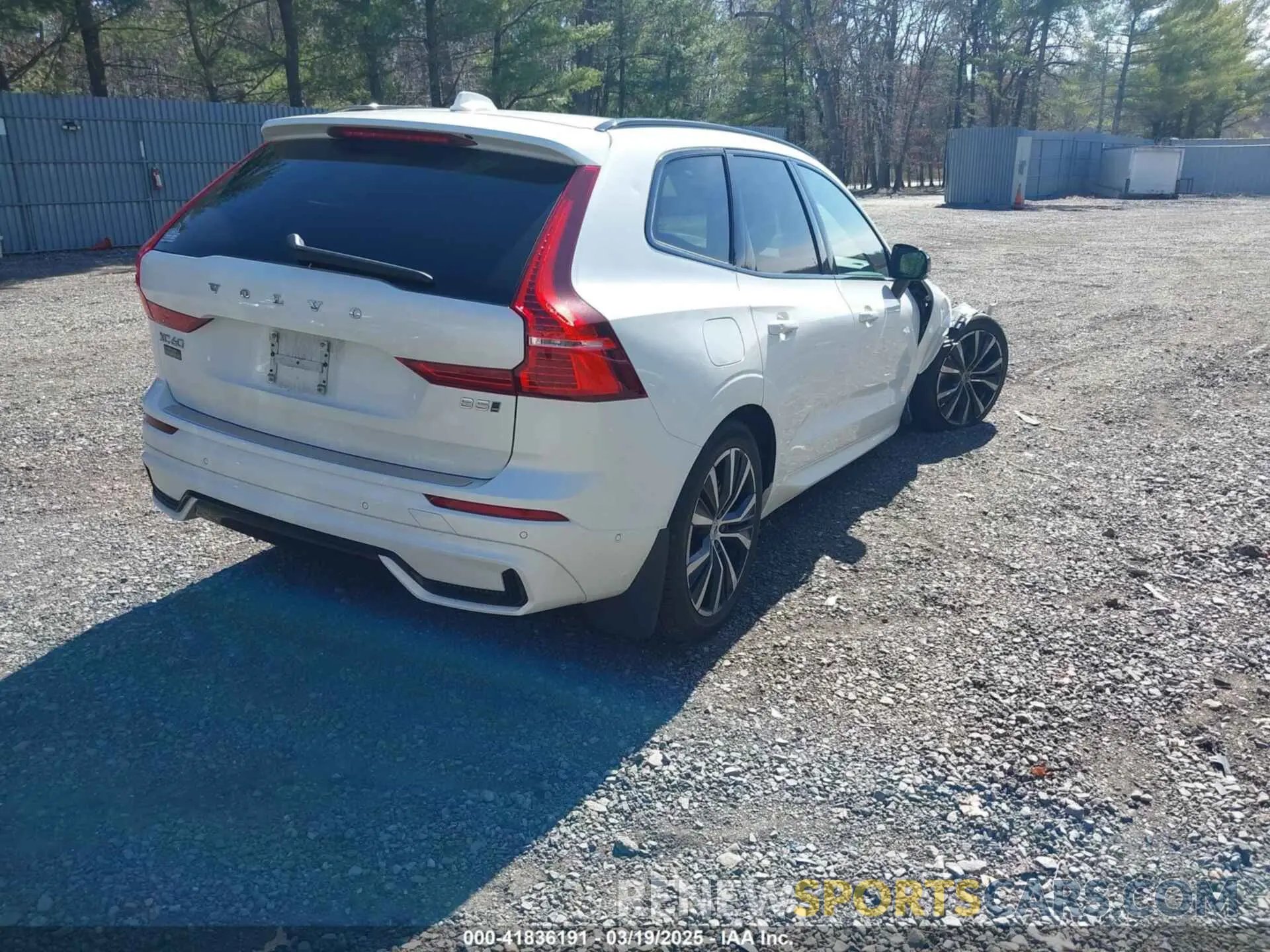 4 fotografías del automóvil dañado YV4L12RW3P1332481 VOLVO XC60 2023