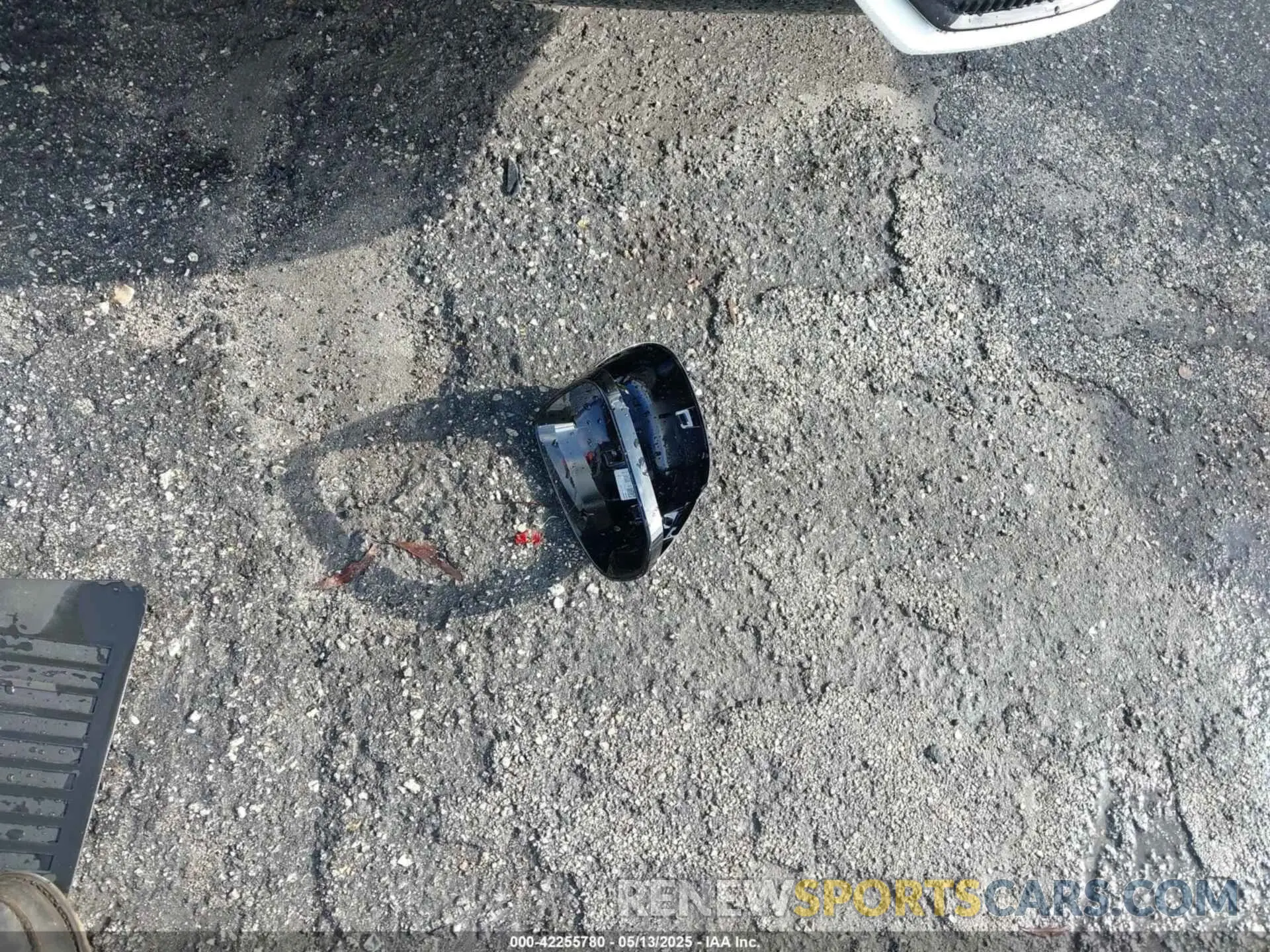 12 fotografías del automóvil dañado YV4L12RK2R1910232 VOLVO XC60 2024