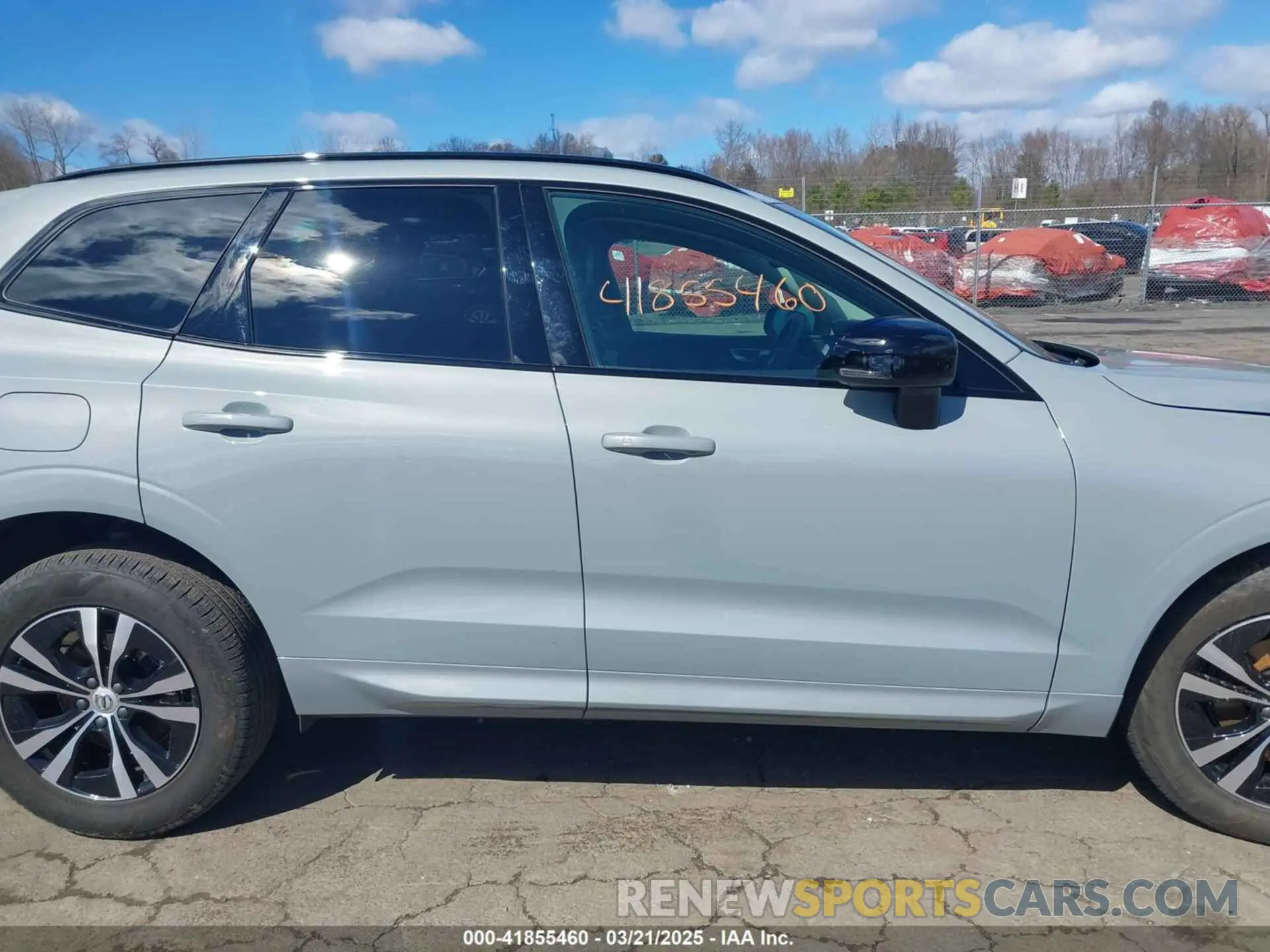 13 fotografías del automóvil dañado YV4L12RK5R1720778 VOLVO XC60 2024