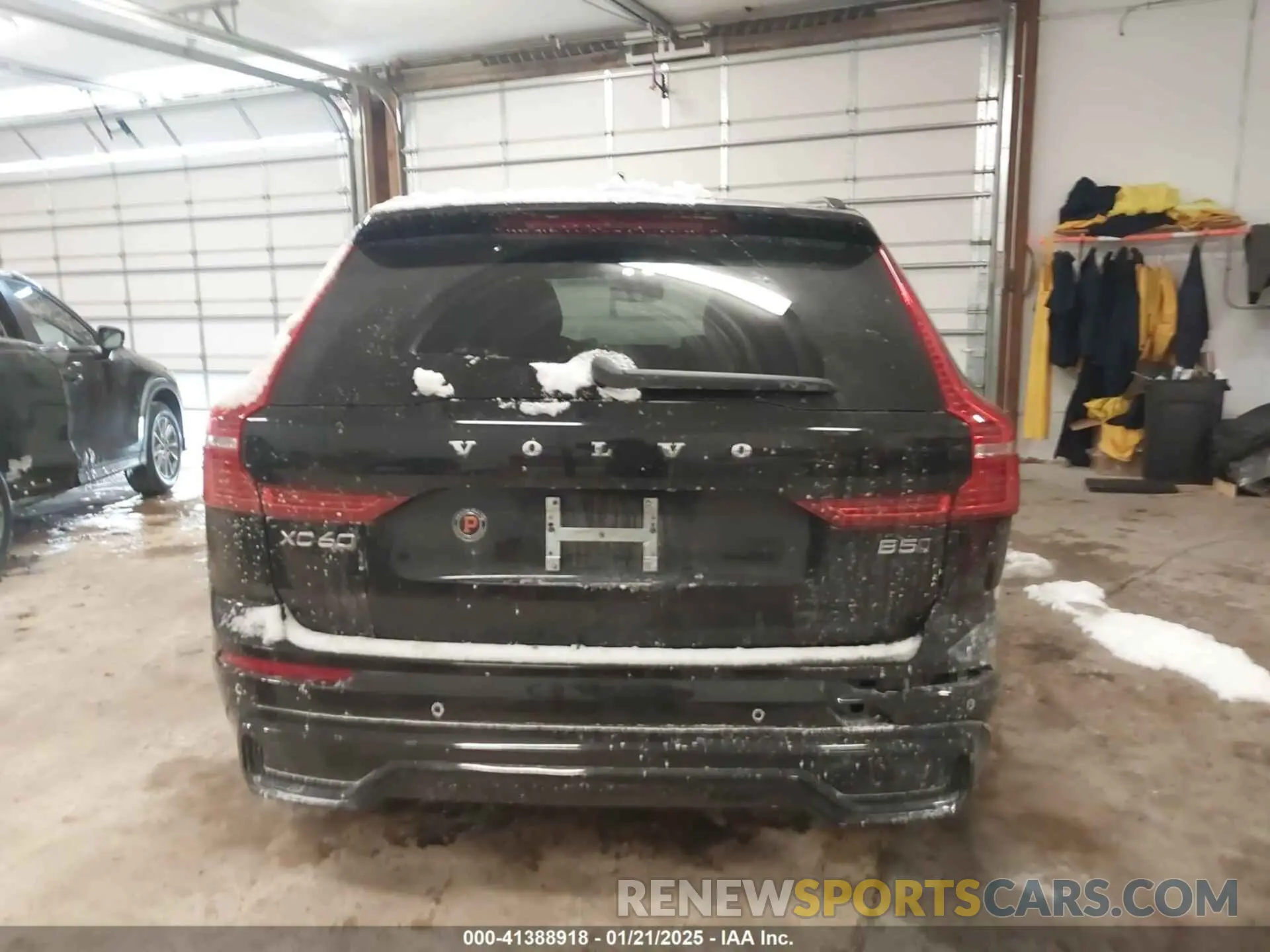 16 fotografías del automóvil dañado YV4L12RL8R1823184 VOLVO XC60 2024