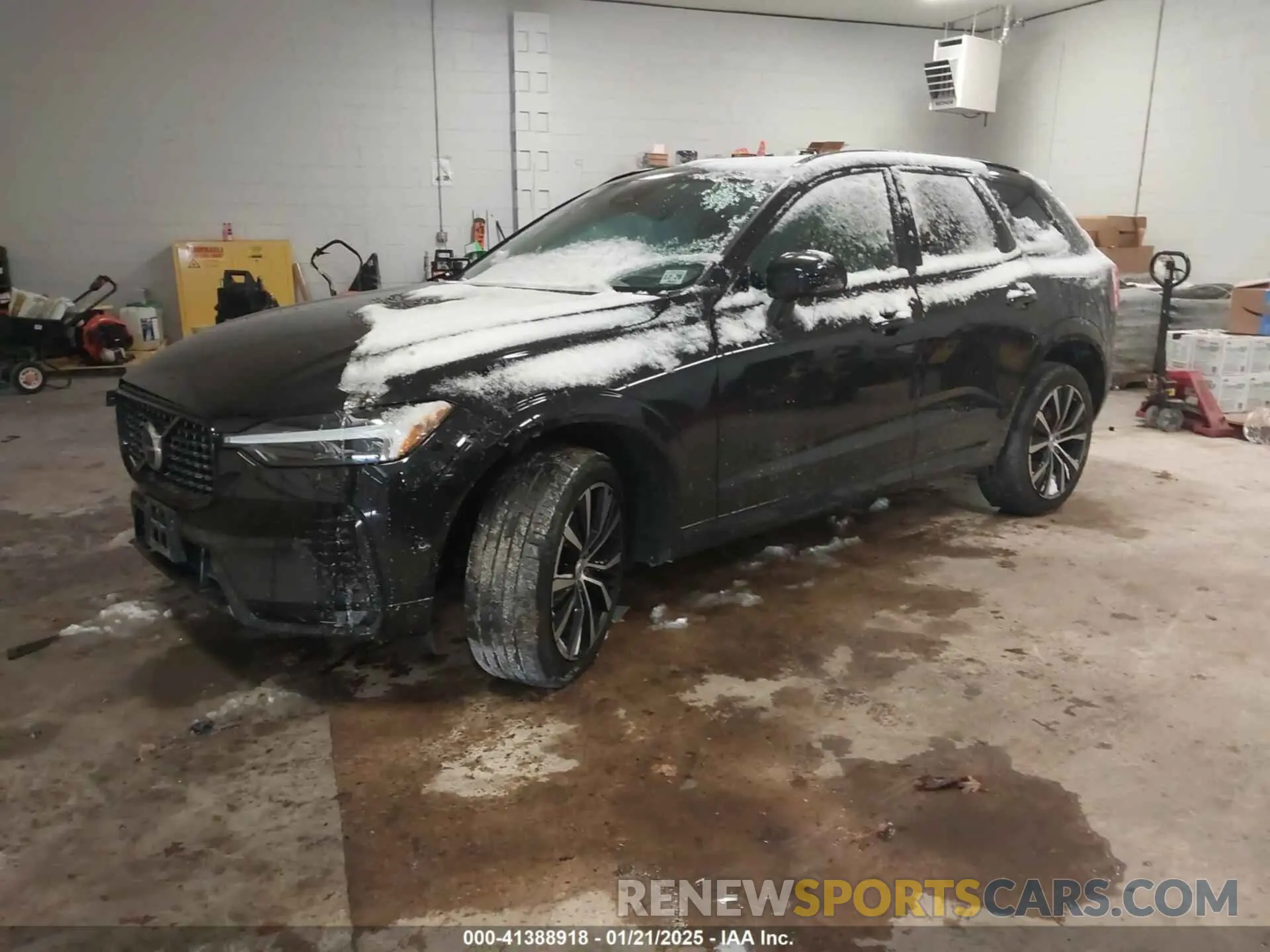 2 fotografías del automóvil dañado YV4L12RL8R1823184 VOLVO XC60 2024