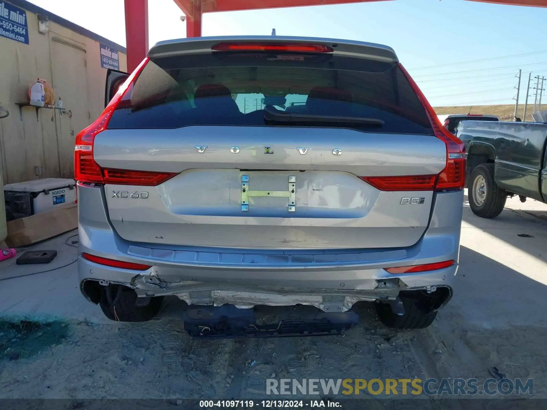 6 fotografías del automóvil dañado YV4L12RL8R1840809 VOLVO XC60 2024