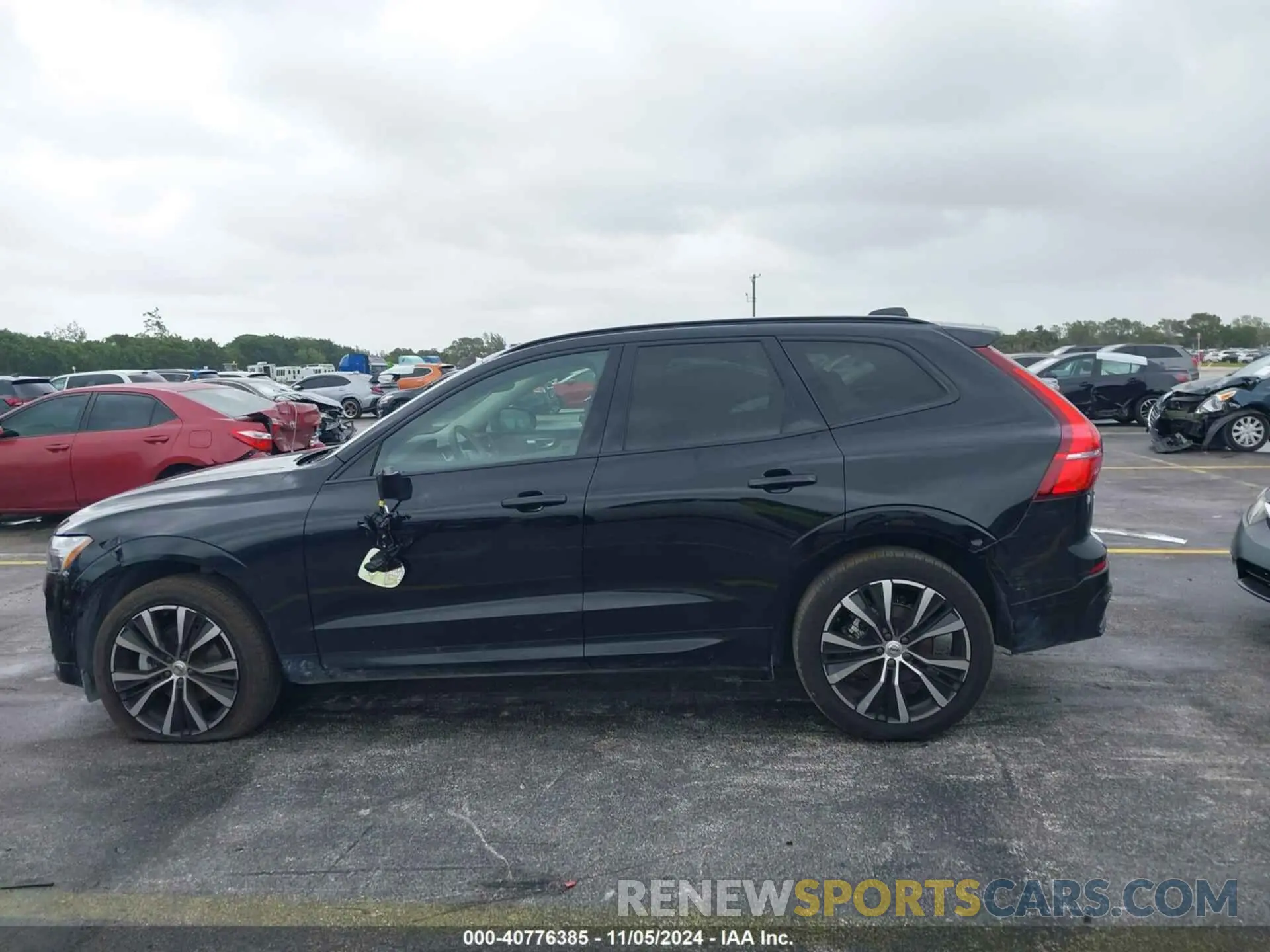 14 fotografías del automóvil dañado YV4L12RLXR1715018 VOLVO XC60 2024