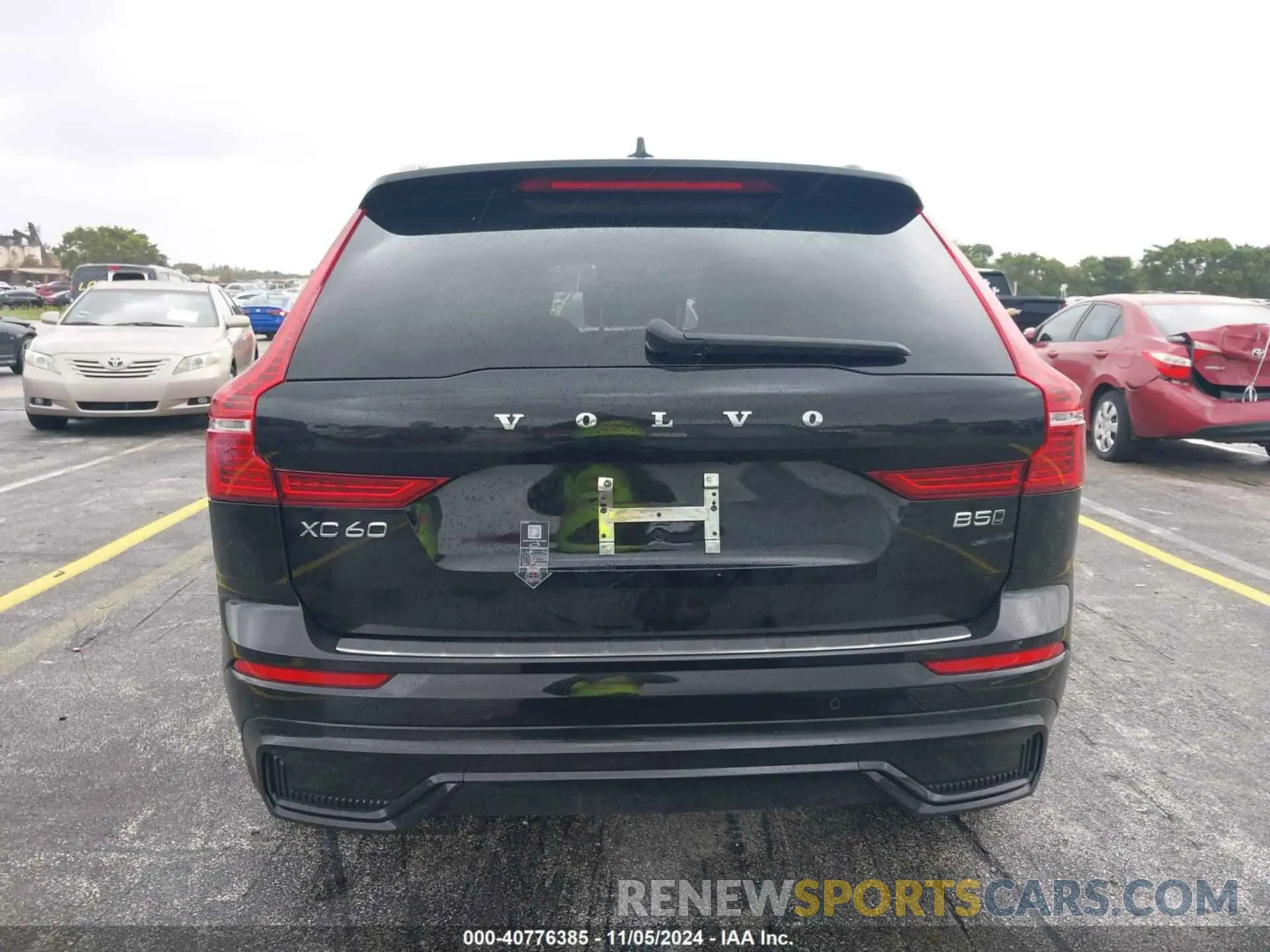 16 fotografías del automóvil dañado YV4L12RLXR1715018 VOLVO XC60 2024