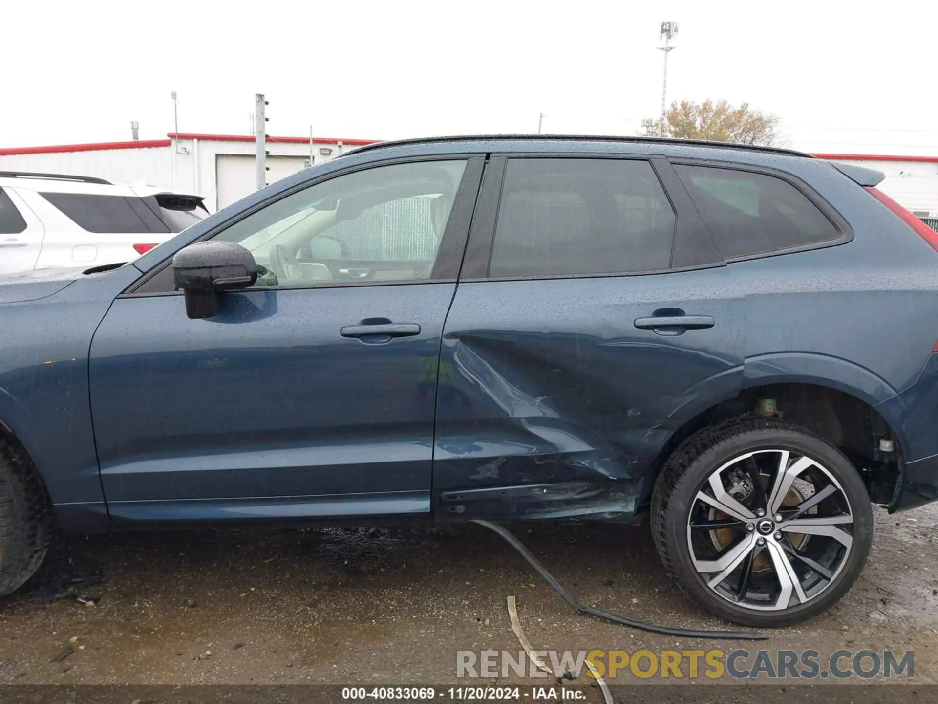14 fotografías del automóvil dañado YV4L12RM8R1745059 VOLVO XC60 2024